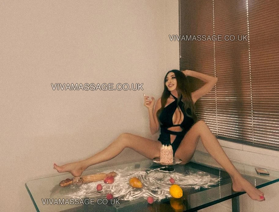 Photo 1 of Adriana Great Party