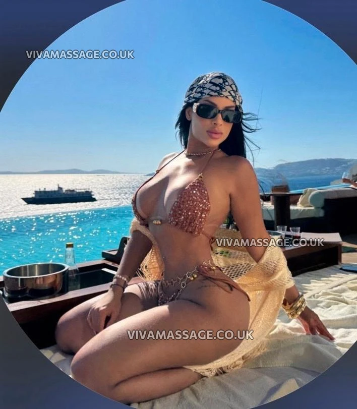 Photo 1 of JADE THOMPSONS-26