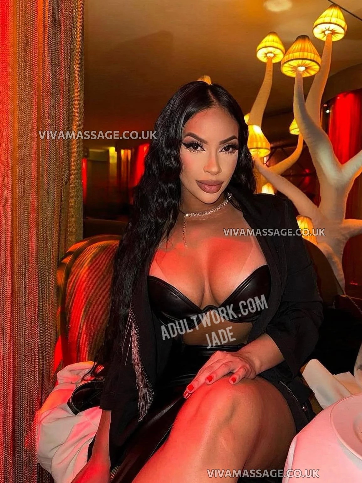 Photo 3 of JADE THOMPSONS-26