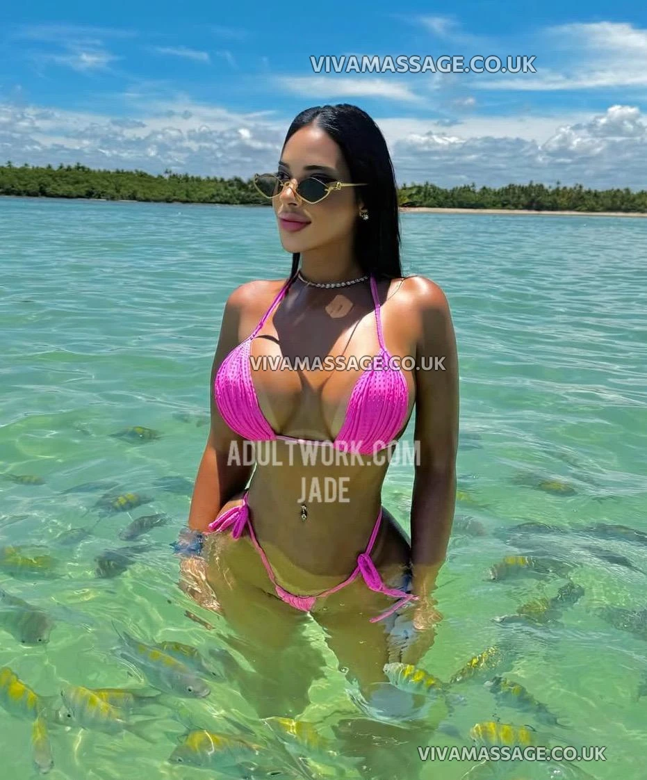 Photo 13 of JADE THOMPSONS-26