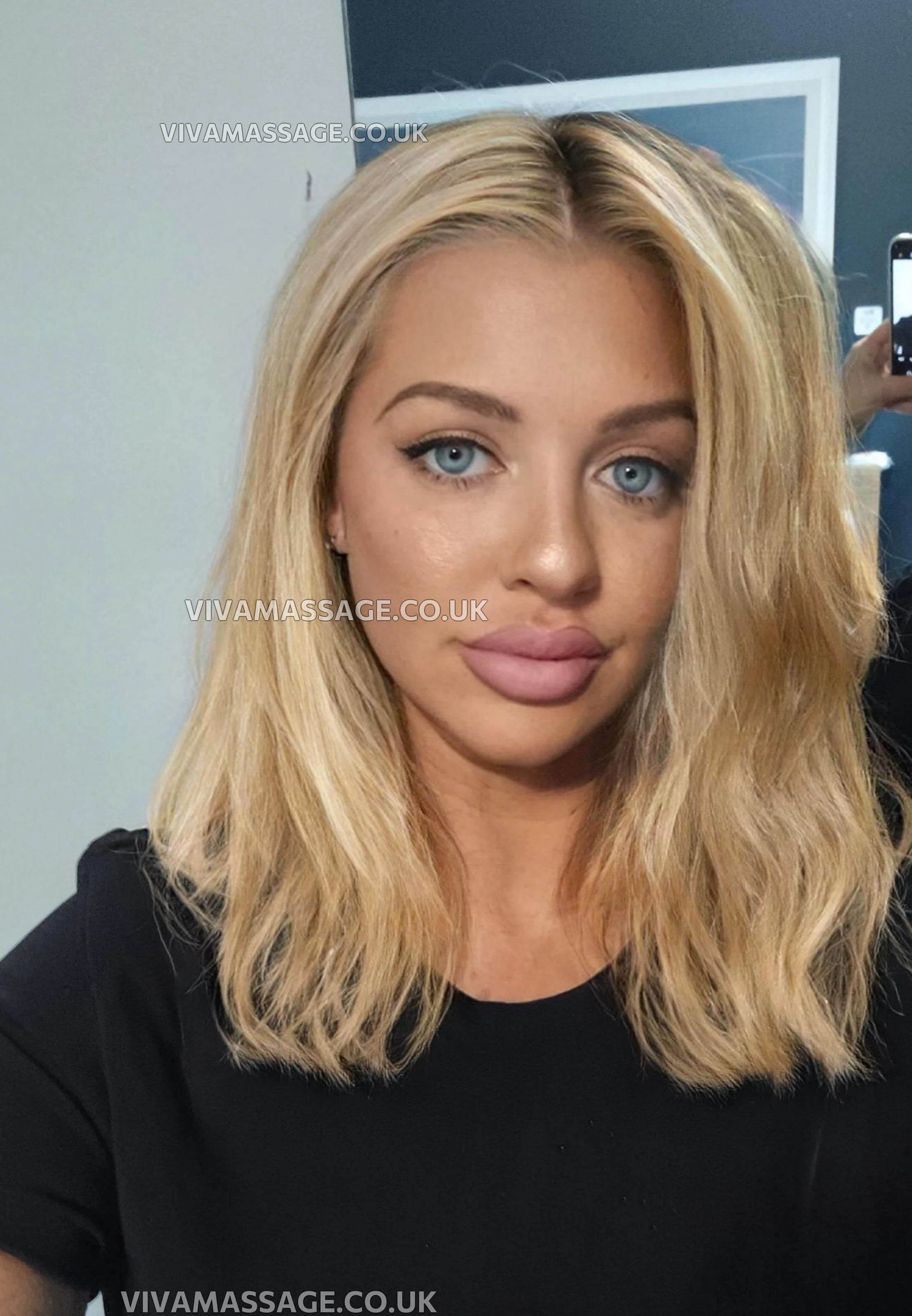 Photo 3 of Carrie XYZ