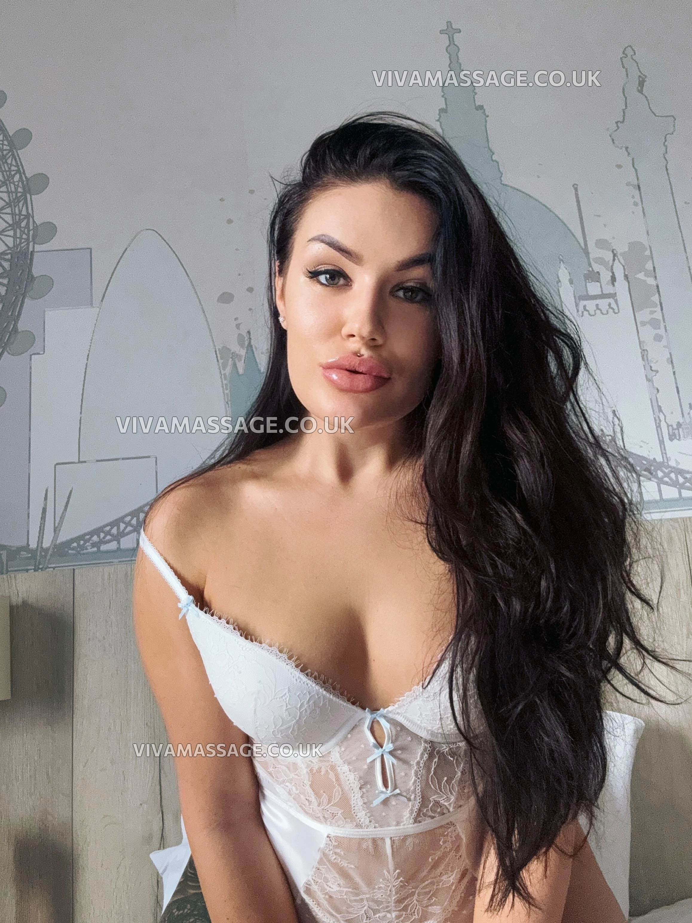 Photo 6 of Lovely_Olivia