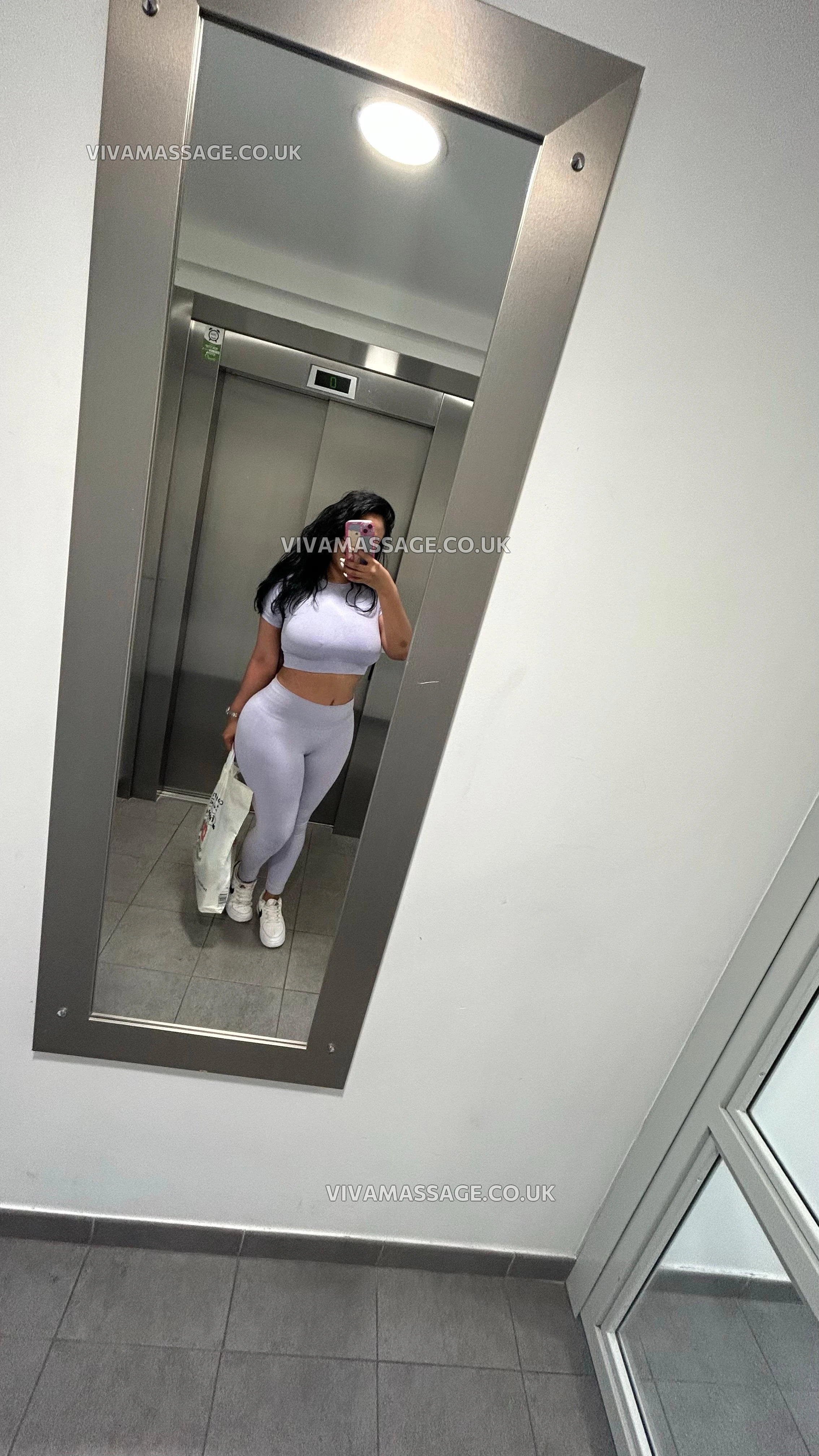 Photo 7 of BELLA27xx