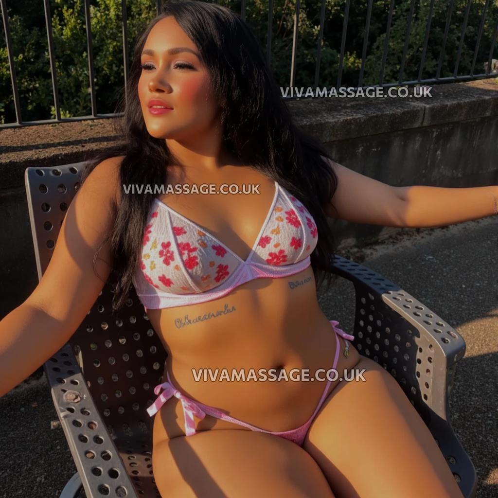 Photo 6 of Michell Latina