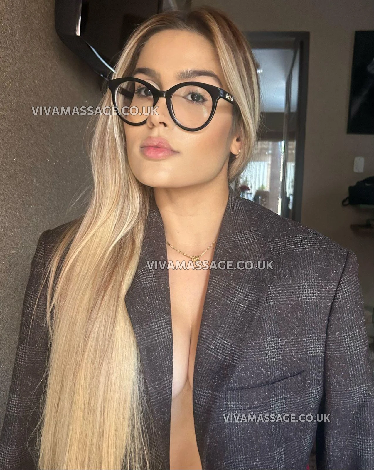 Photo 16 of Mel Next Door