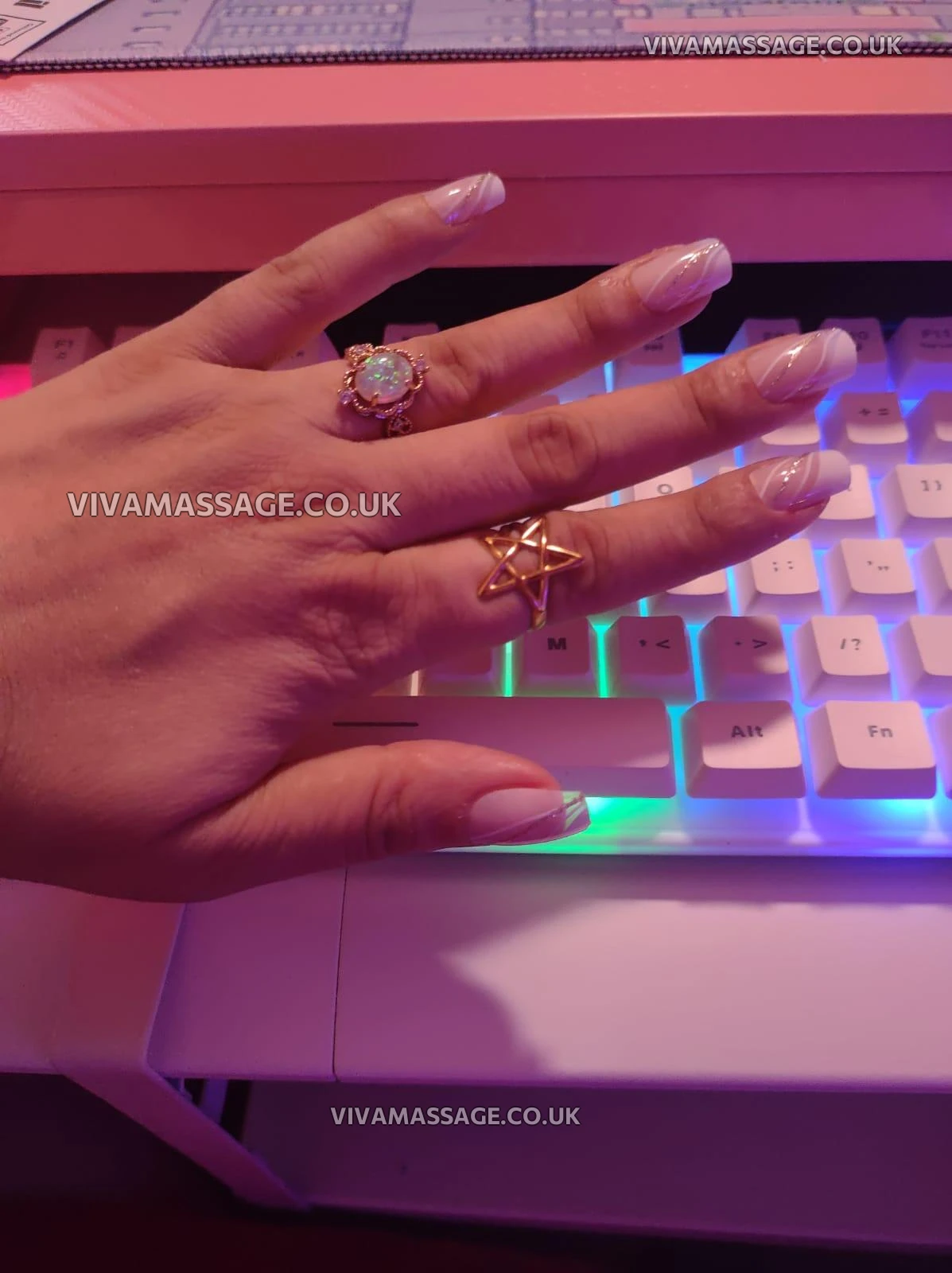 Photo 4 of PrincessKikiDoll