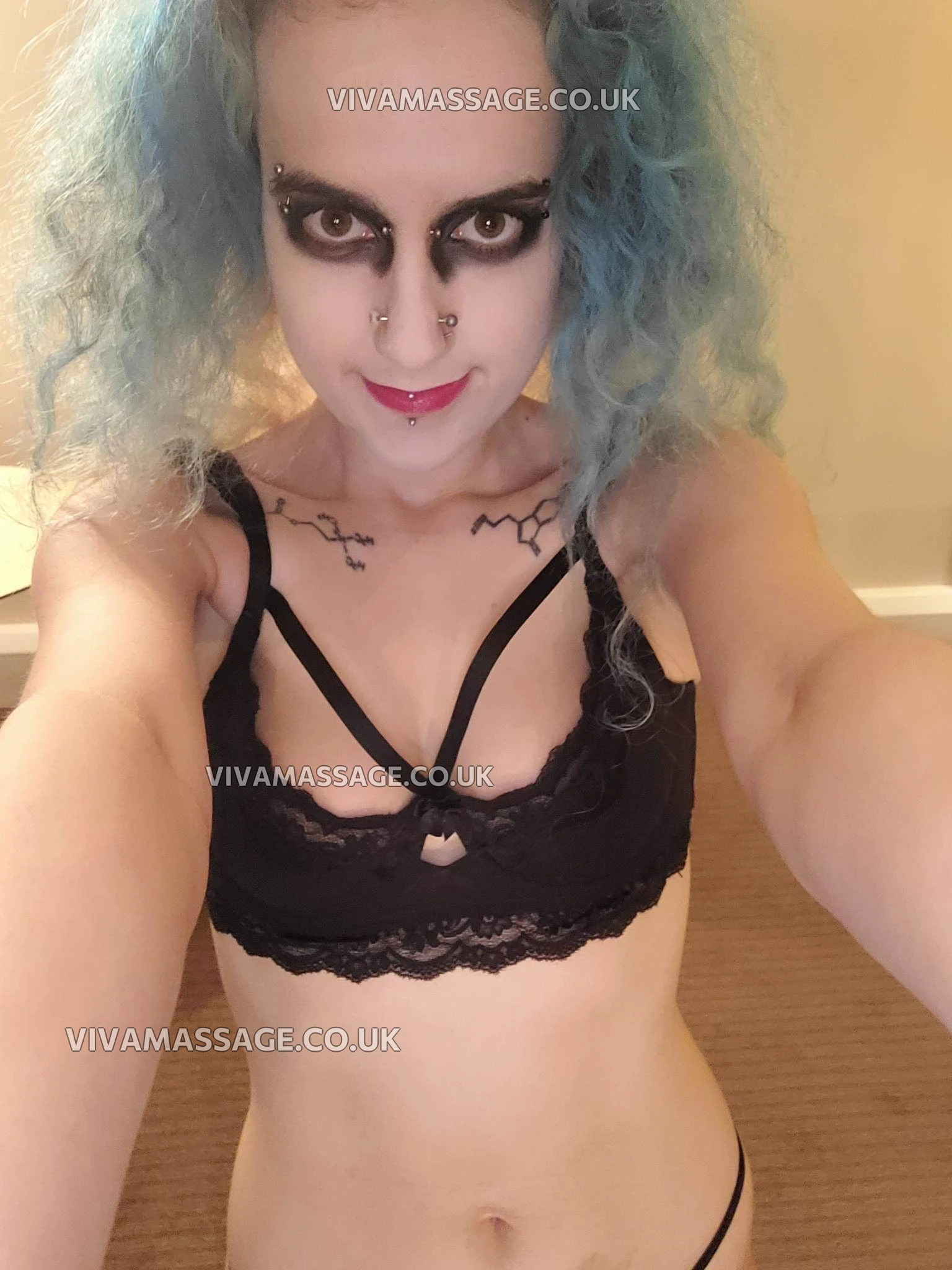 Photo 4 of ScarletSwitch