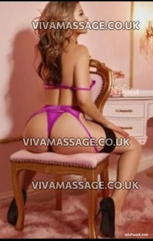 Photo 11 of nikitalinda