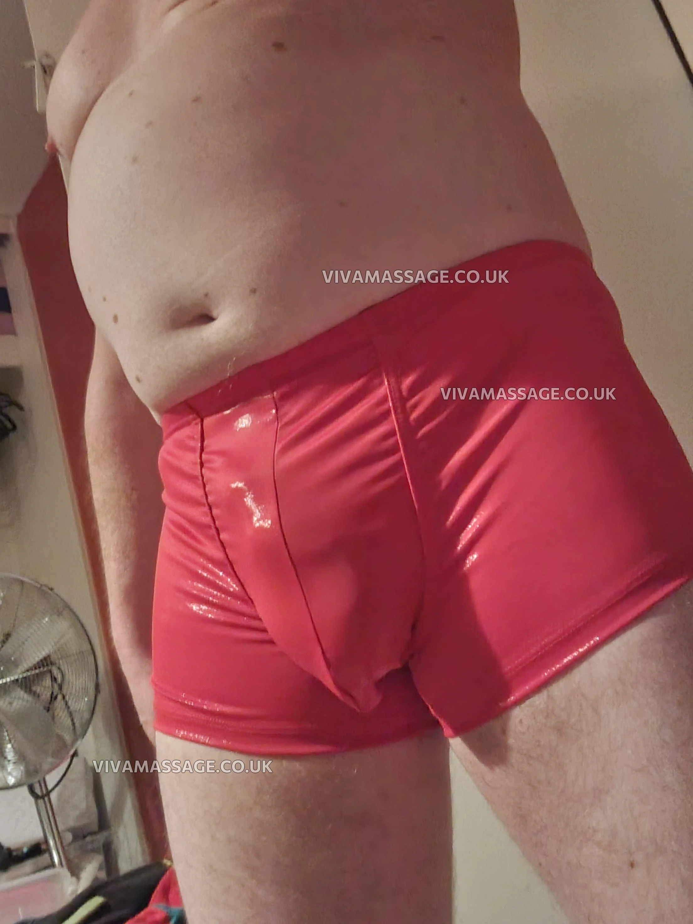 Photo 16 of TongueNTrouble