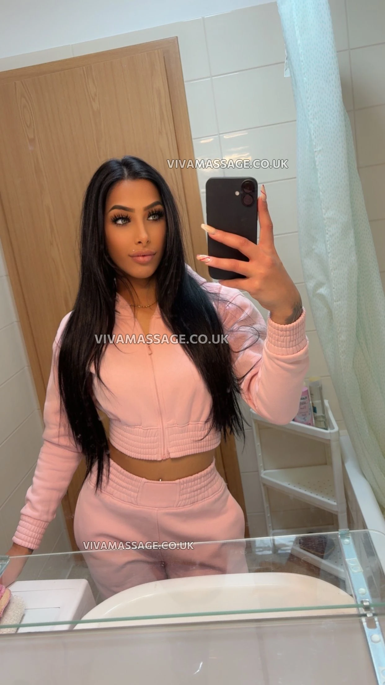 Photo 1 of Carmen00182