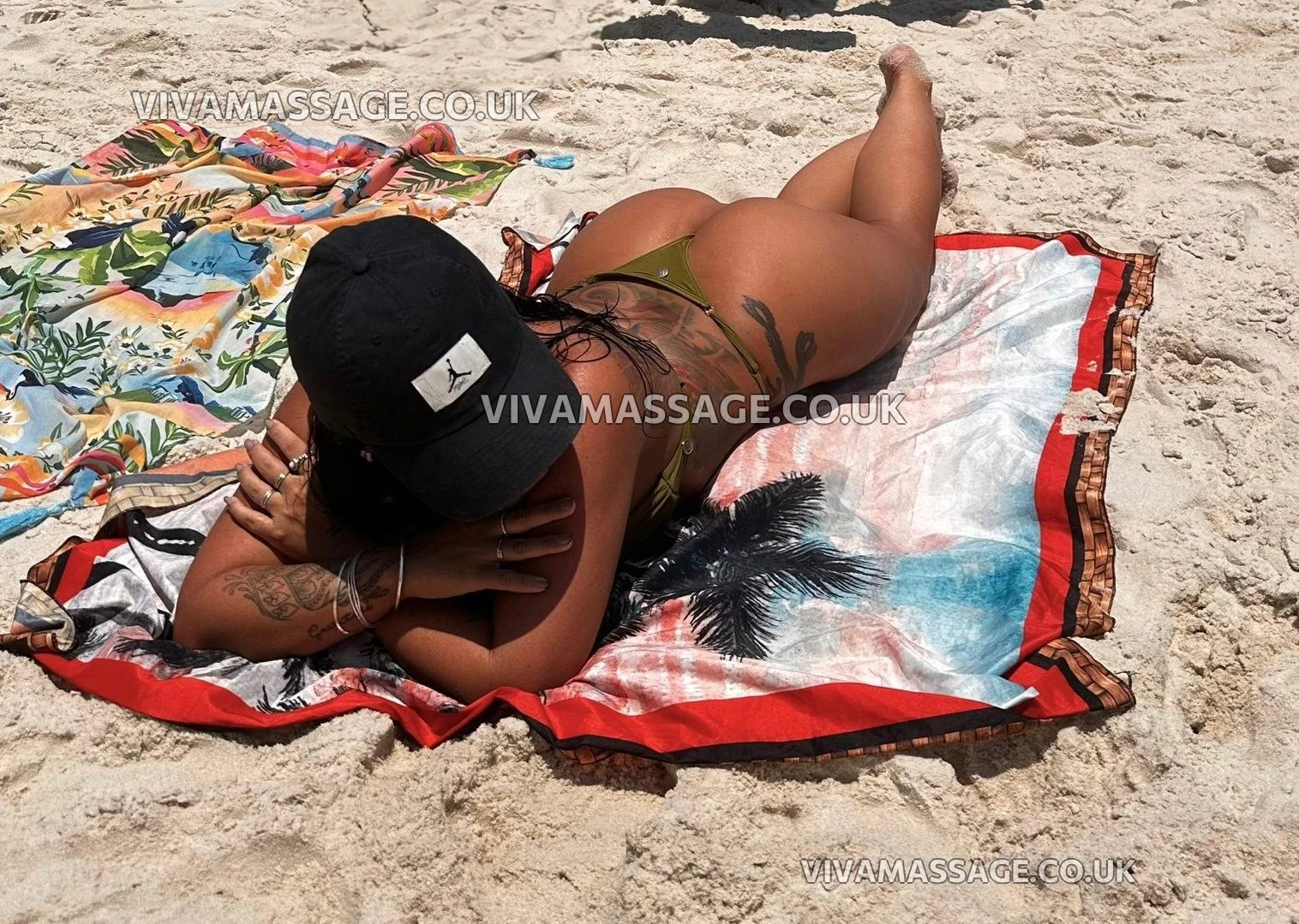 Photo 6 of CAROLHOTGIRL