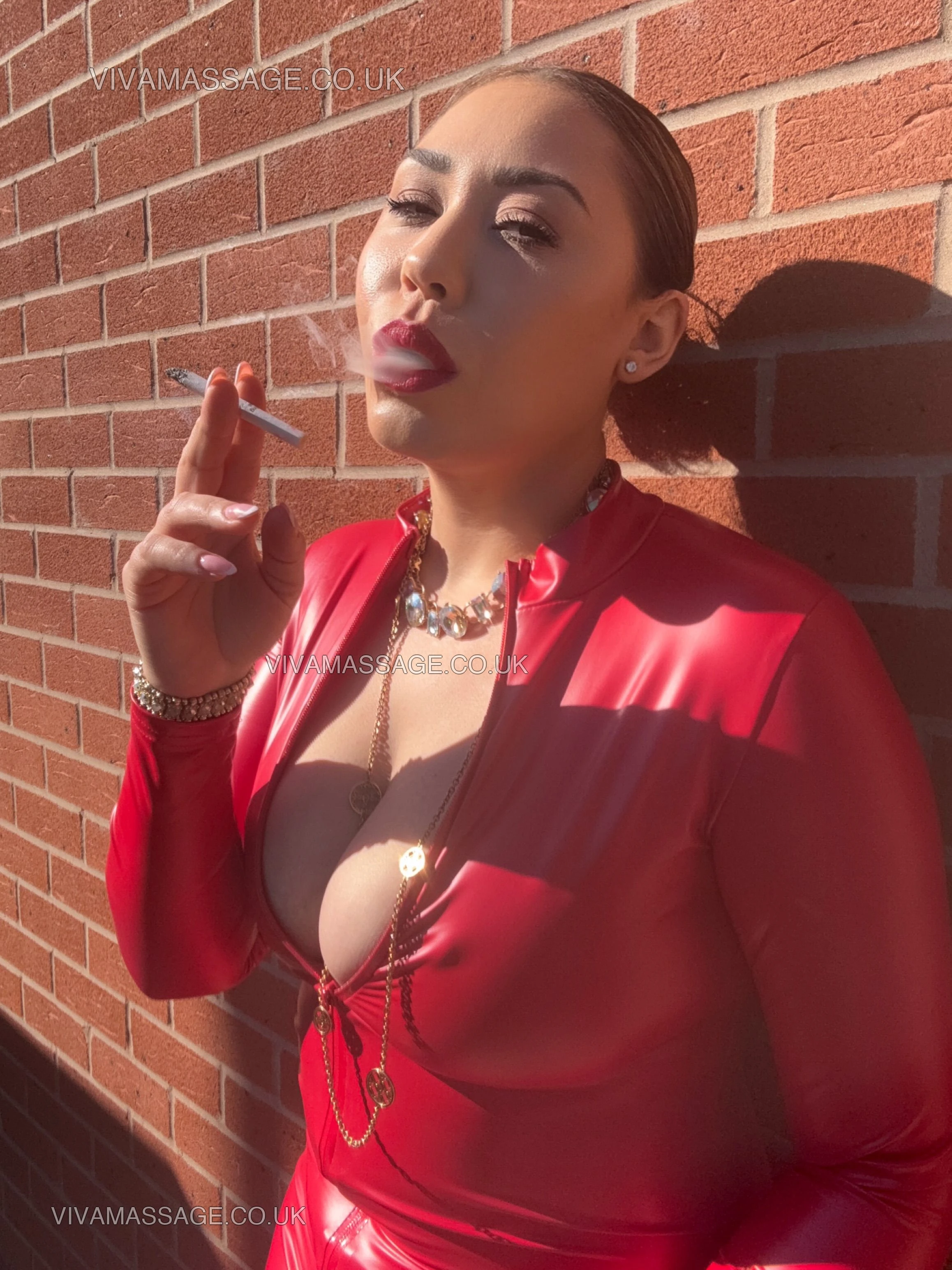 Photo 18 of NYLON_GODDESS_ROXIE