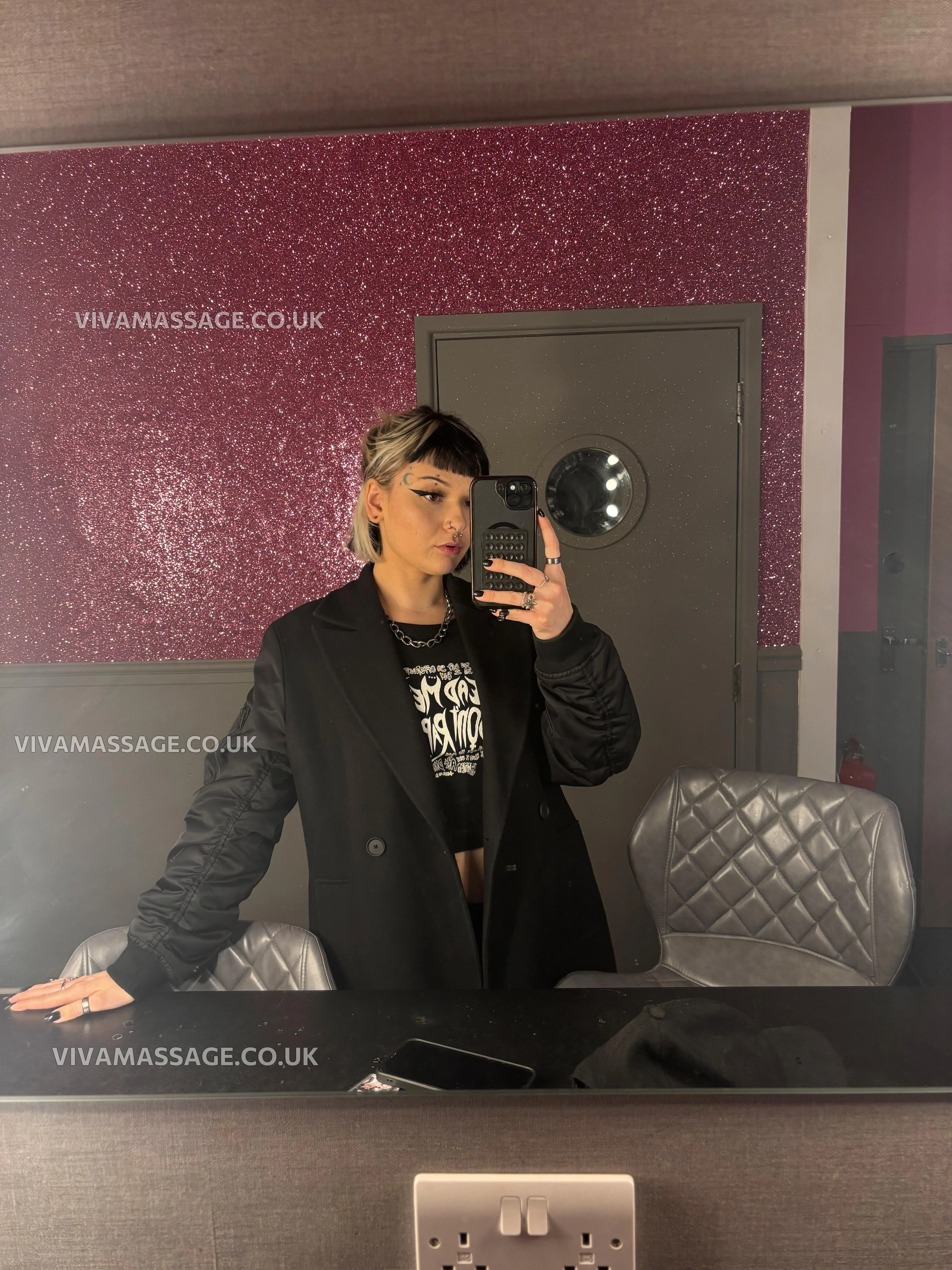 Photo 7 of SereneSinz