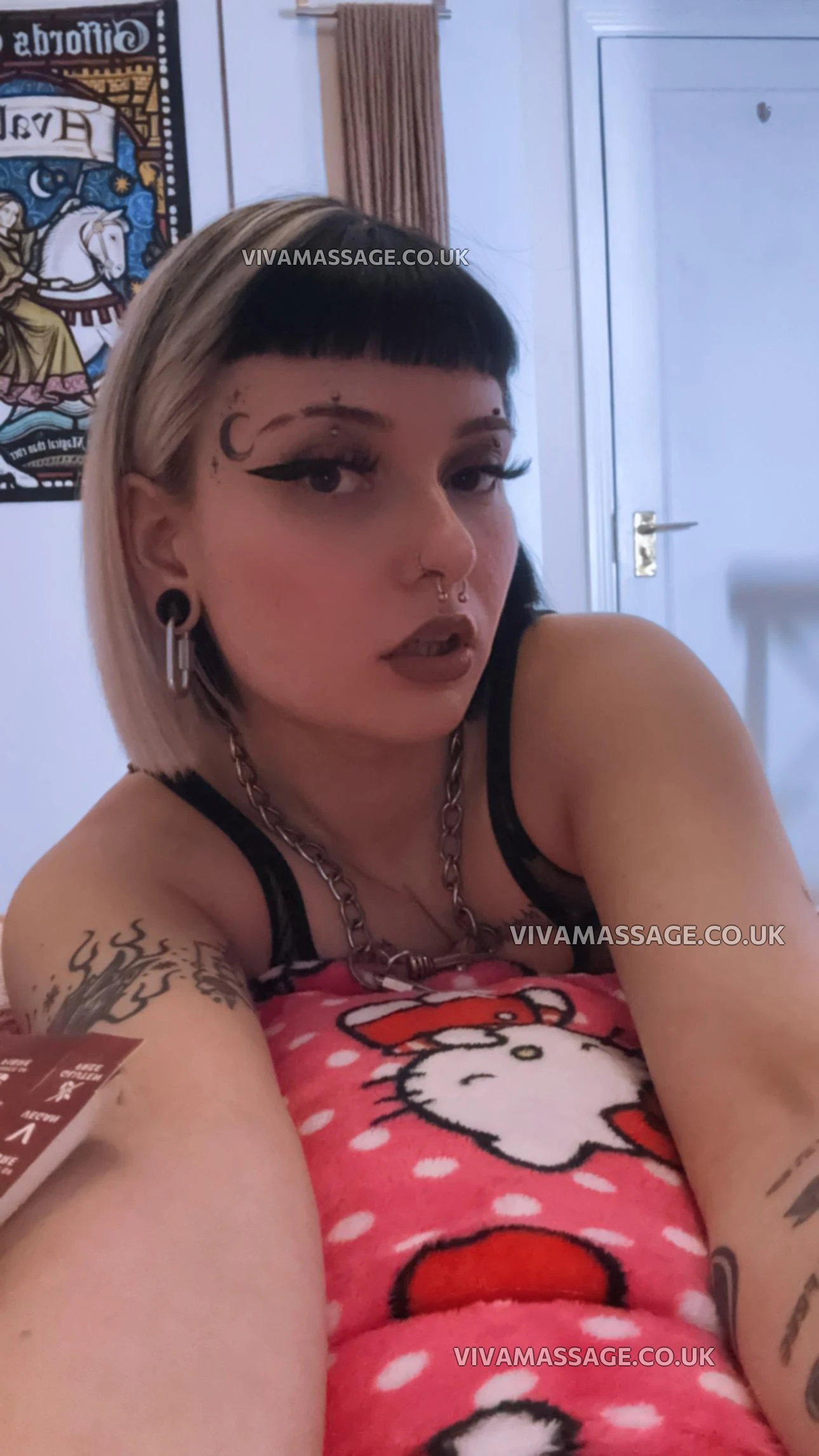 Photo 16 of SereneSinz