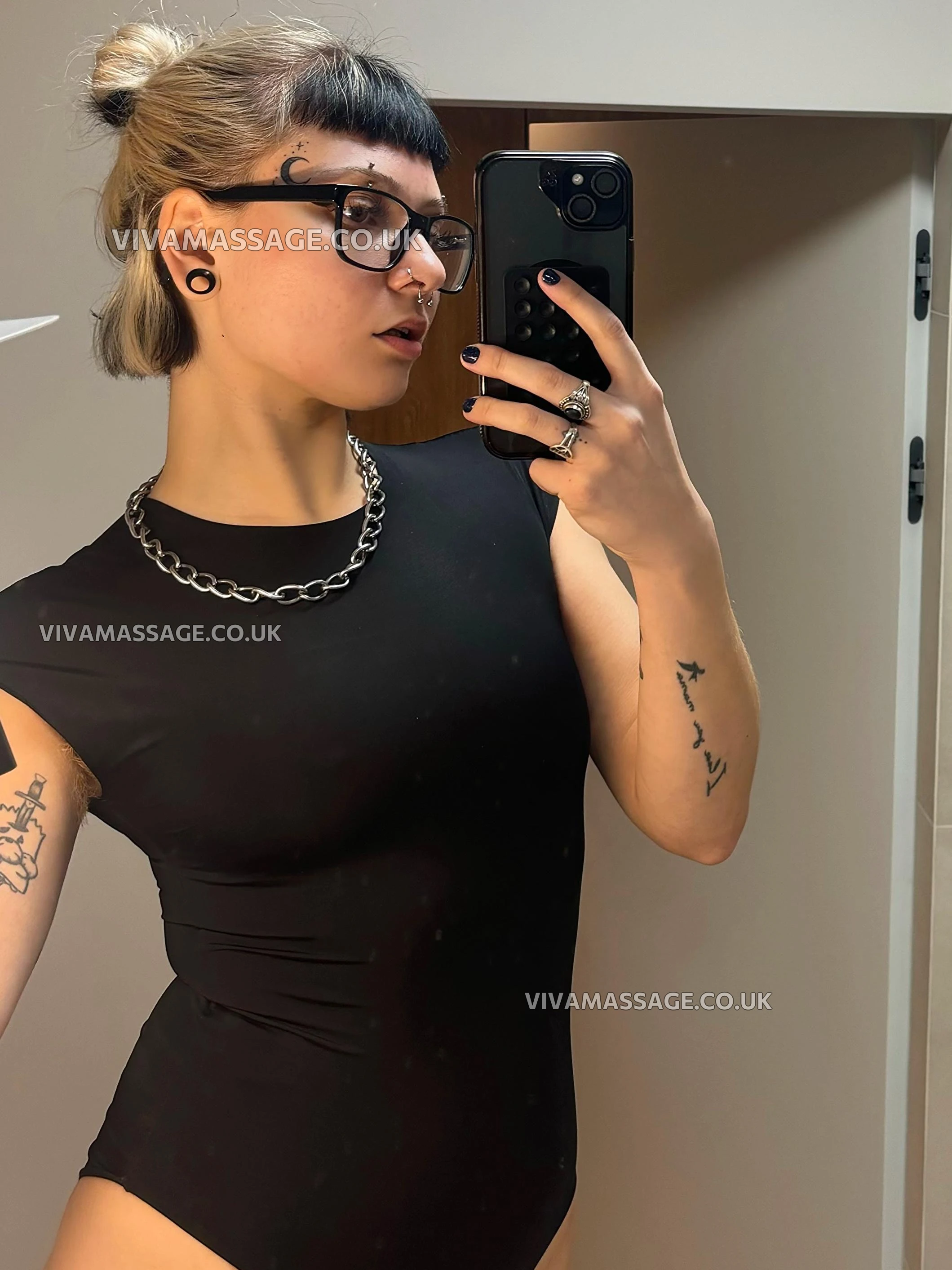 Photo 17 of SereneSinz