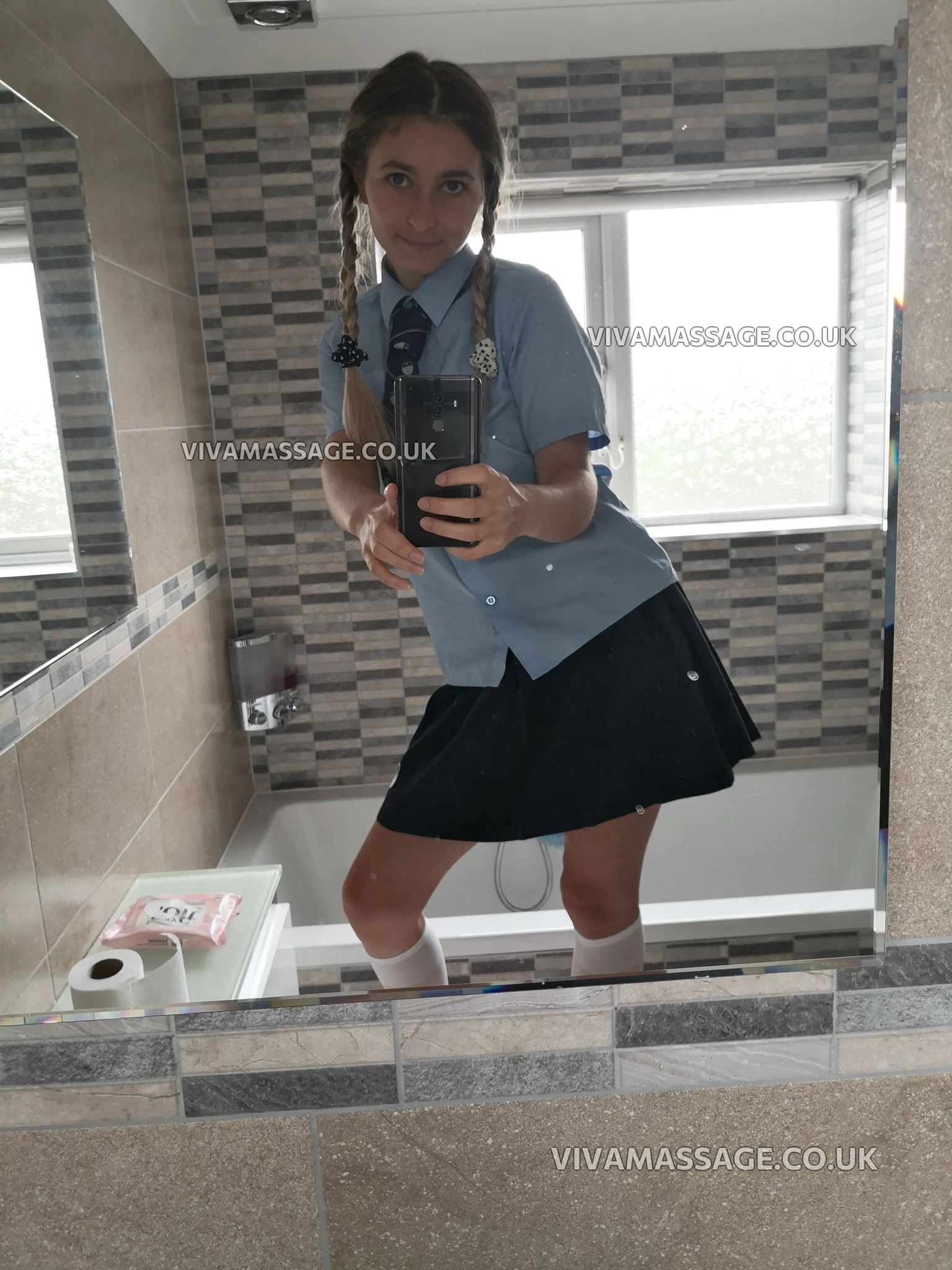 Photo 1 of PETITE SAMI