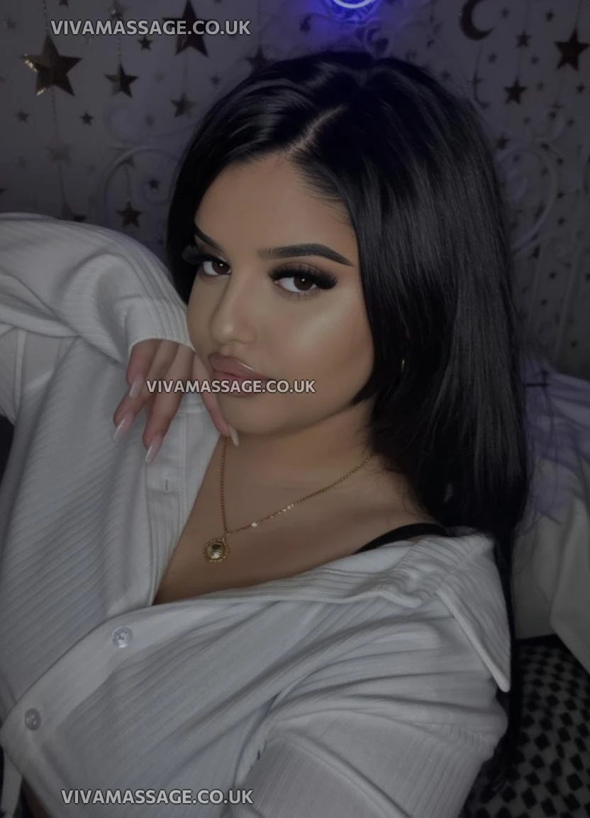 Photo 1 of Issabellaa