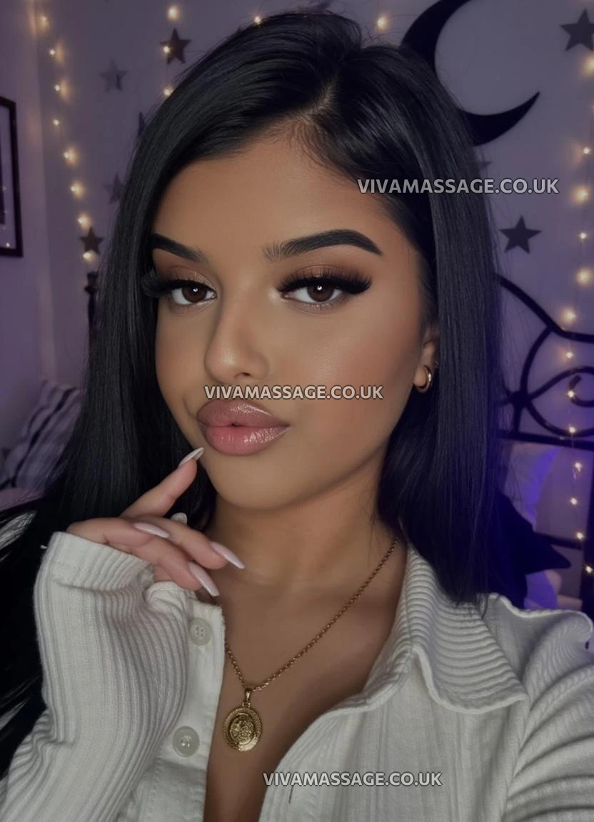 Photo 3 of Issabellaa