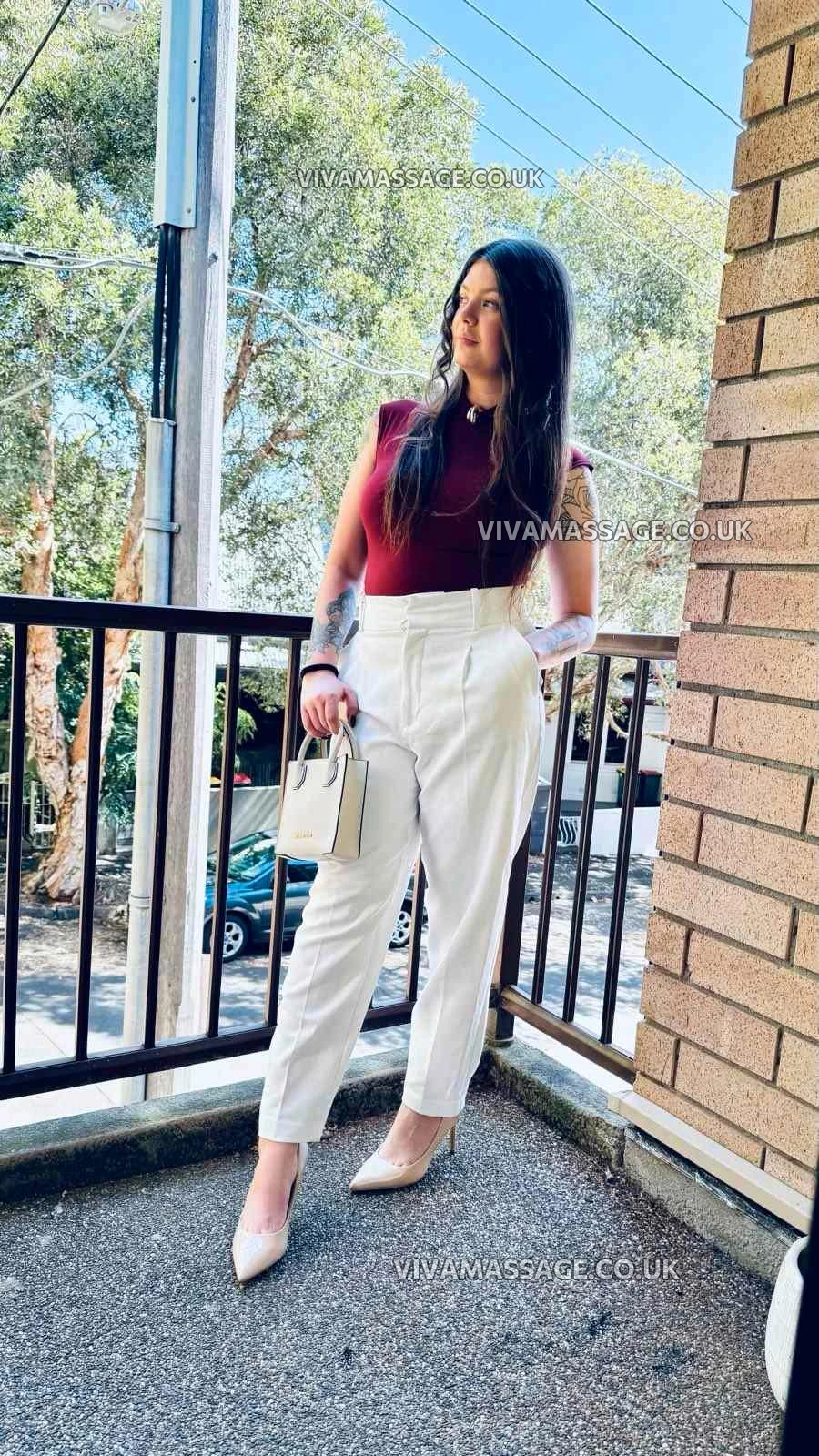 Photo 1 of Laura-Belle