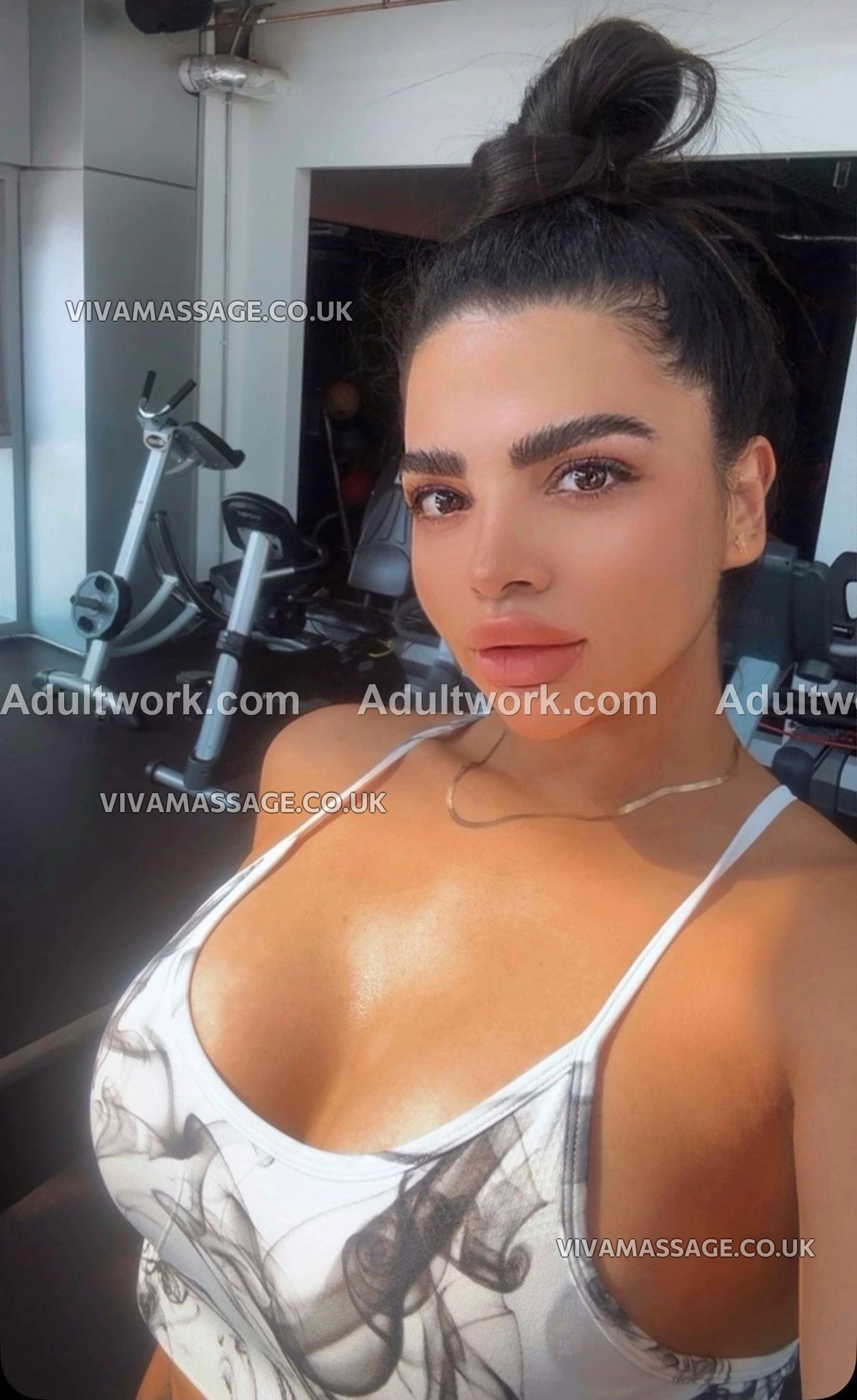 Photo 3 of Petite kendall 