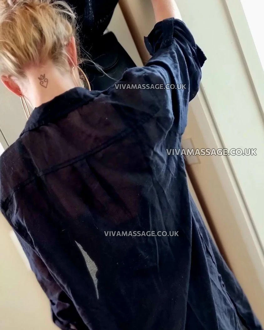 Photo 33 of PrincessBetina