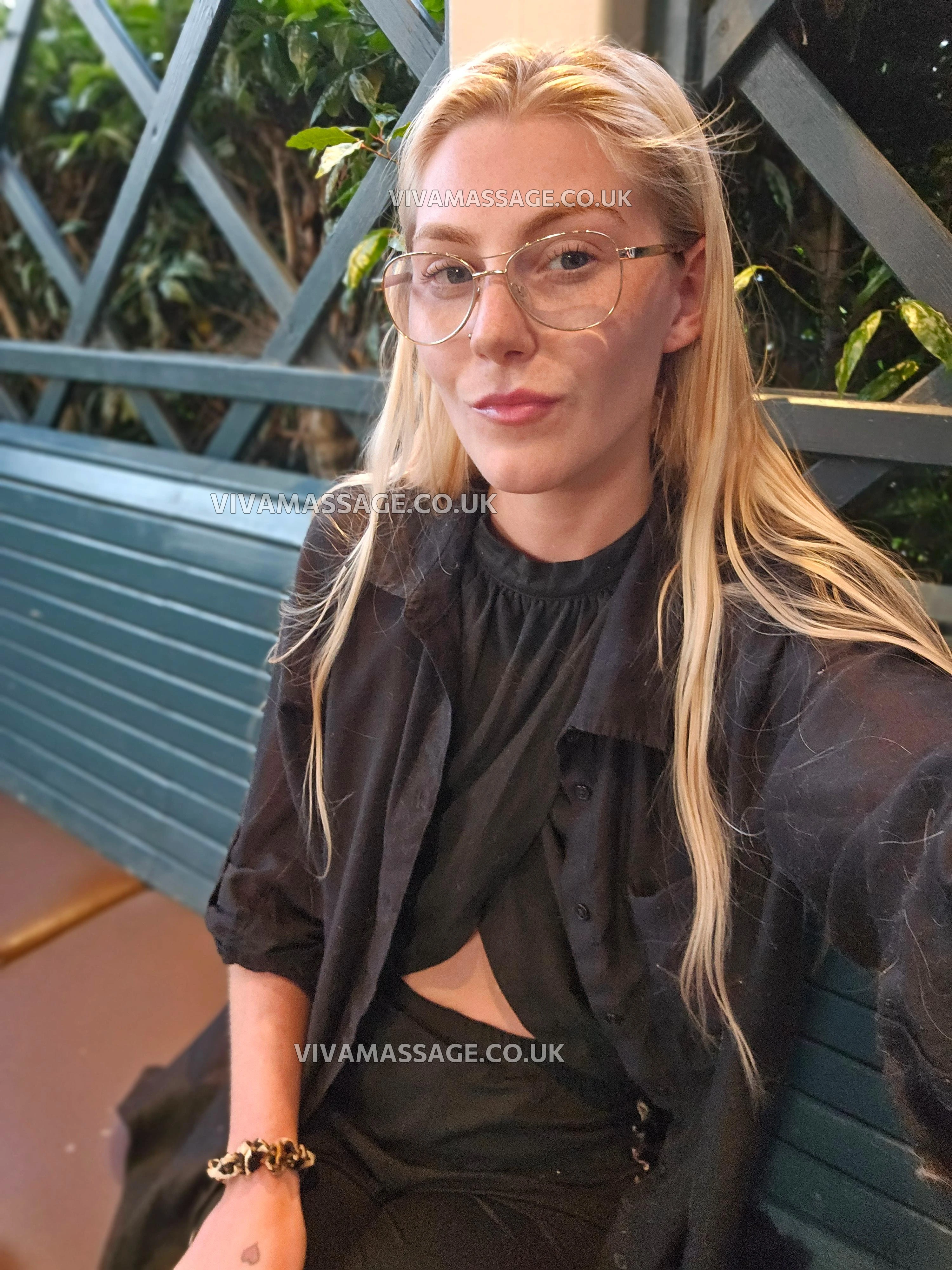 Photo 67 of PrincessBetina