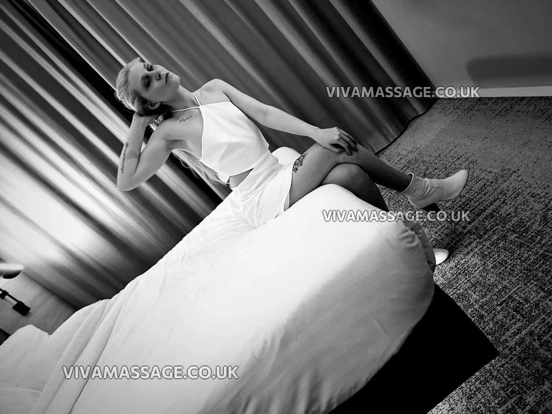 Photo 68 of PrincessBetina