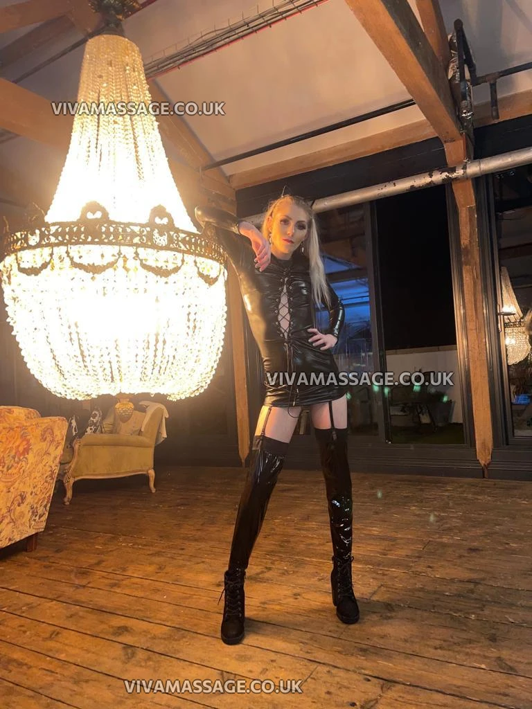 Photo 92 of PrincessBetina