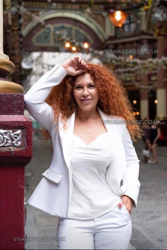 Photo 37 of Eve_Spain