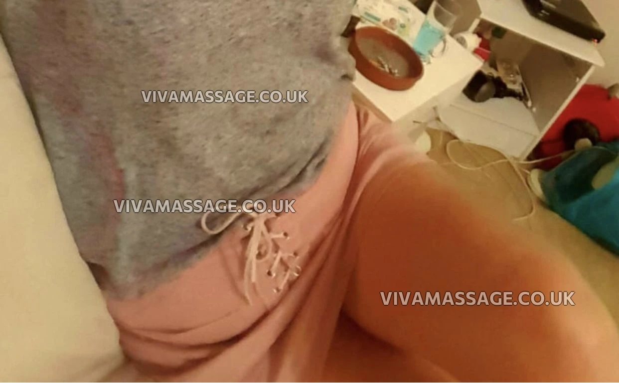 Photo 1 of English Mature suzie