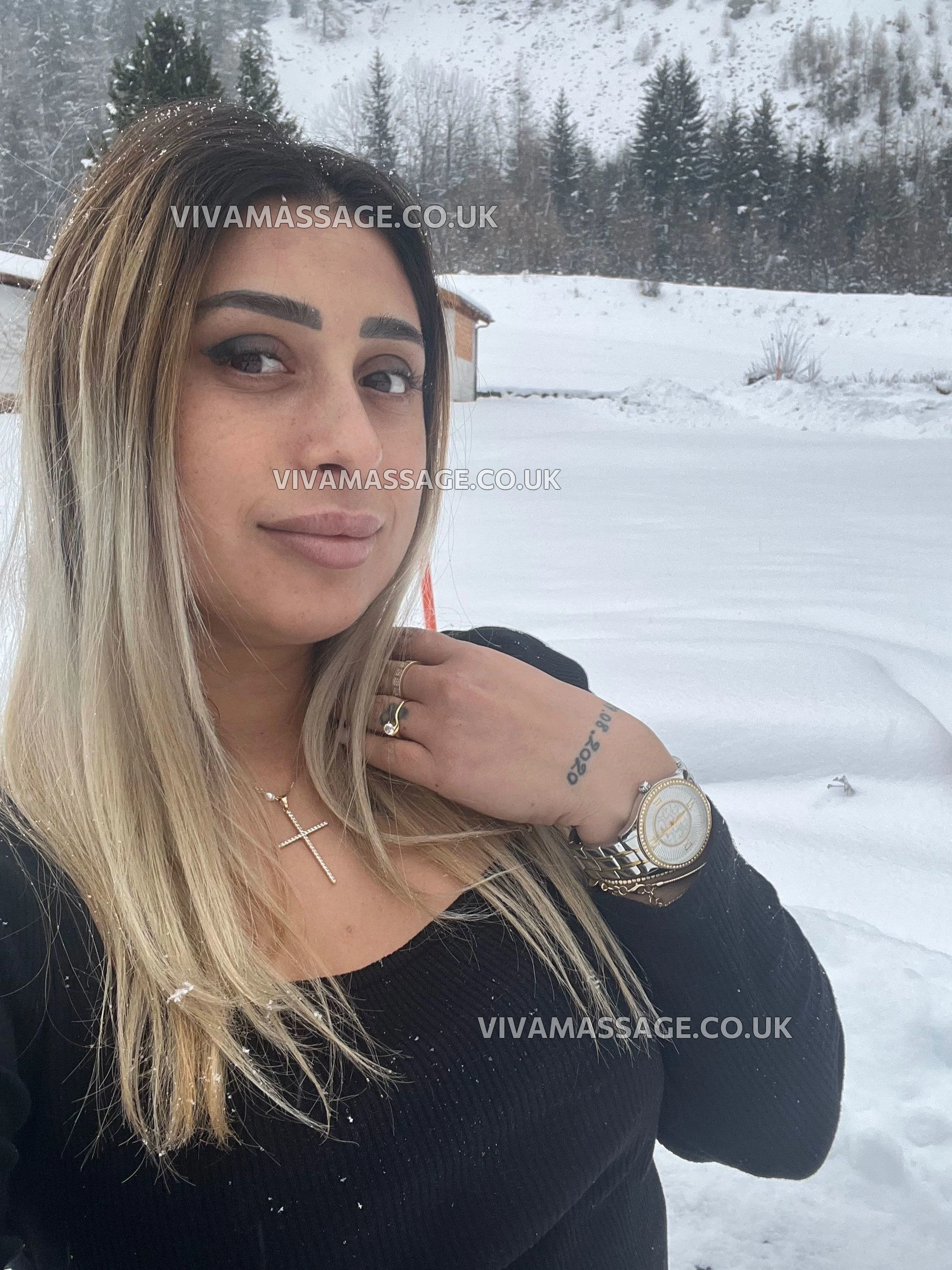 Photo 8 of Hot-alisa