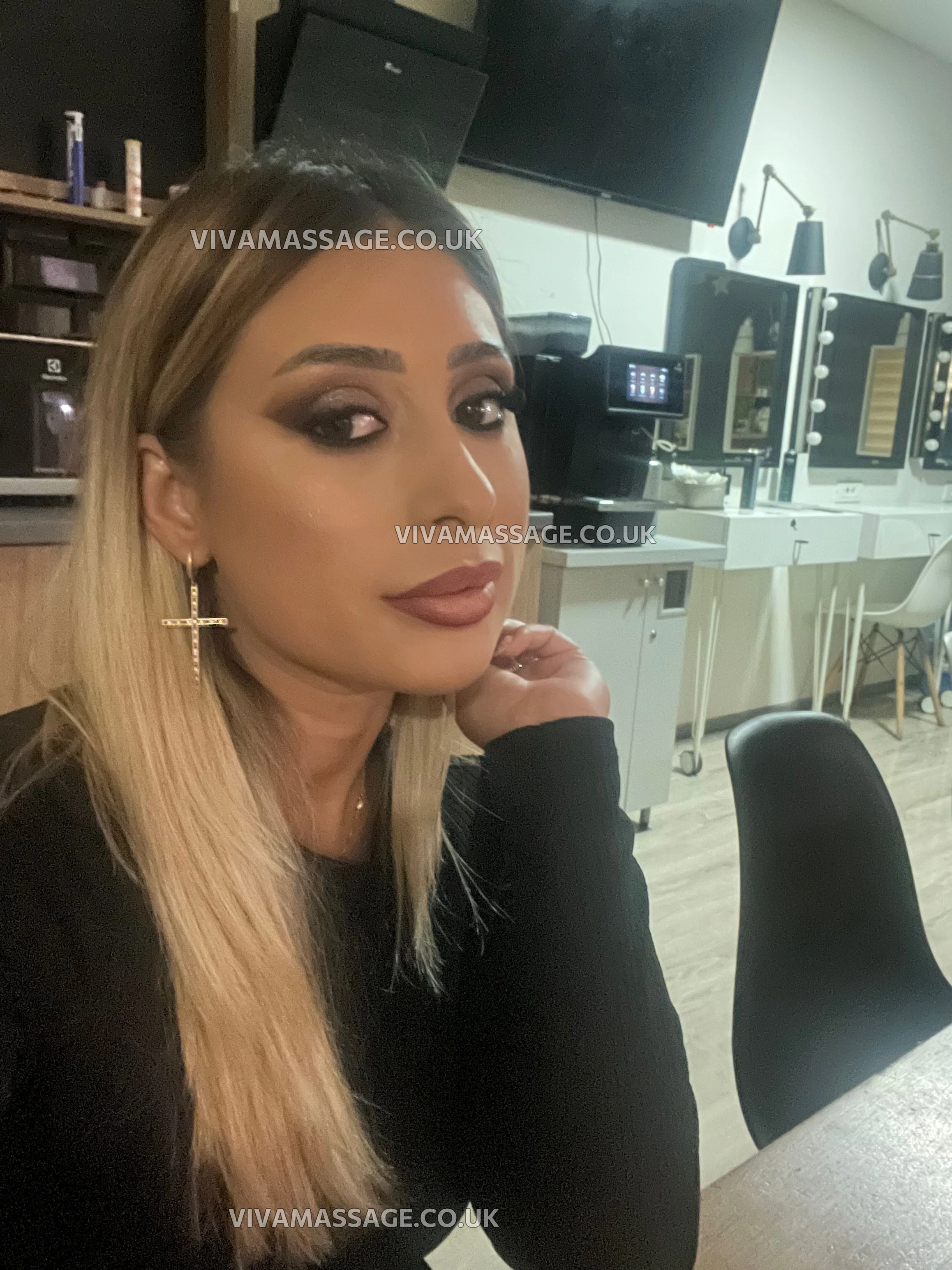 Photo 9 of Hot-alisa