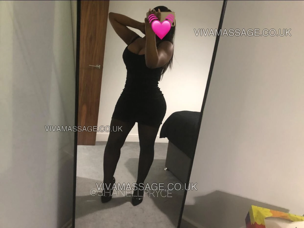 Photo 39 of ShanellPryce