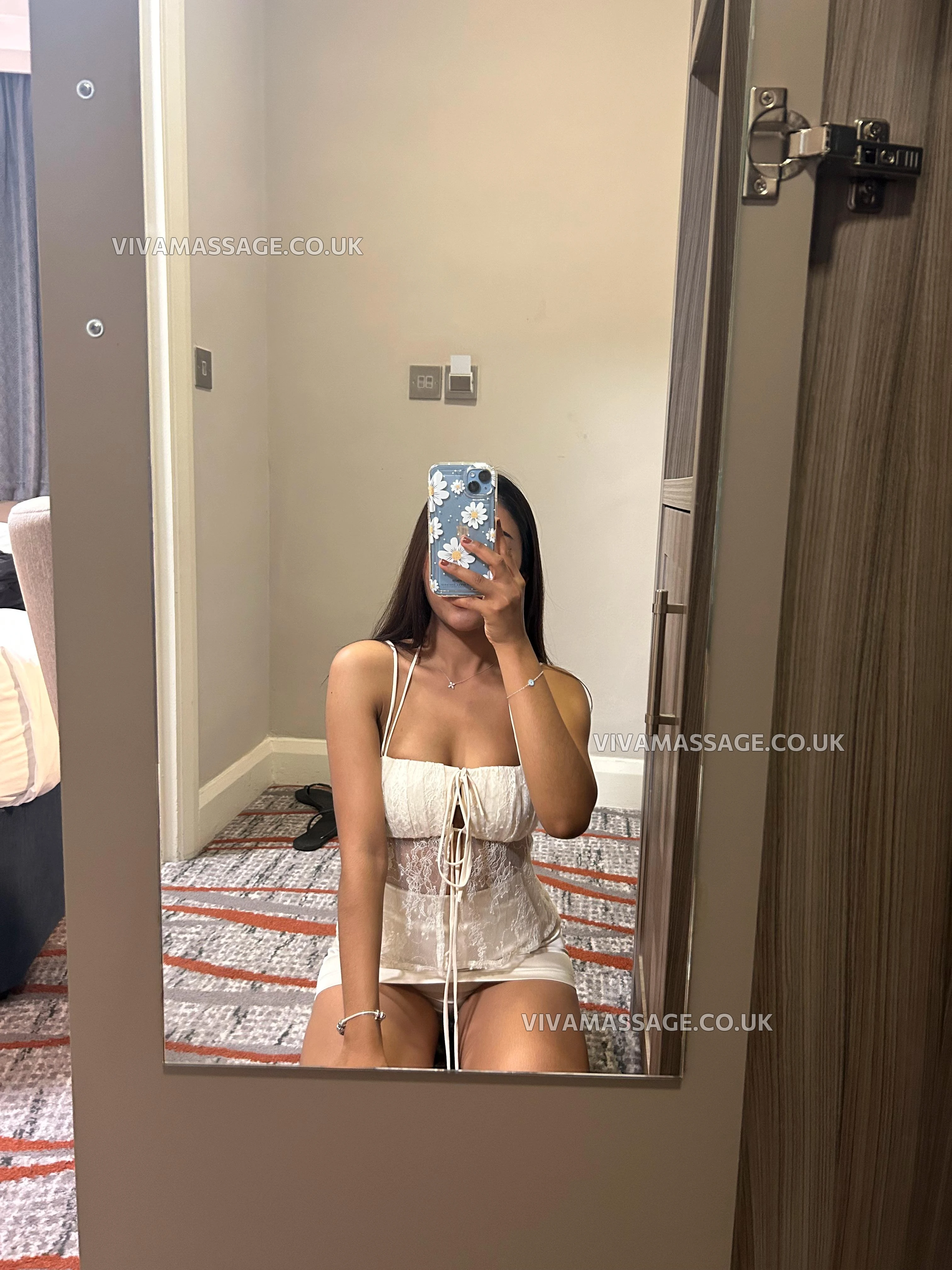 Photo 15 of Nicha 999