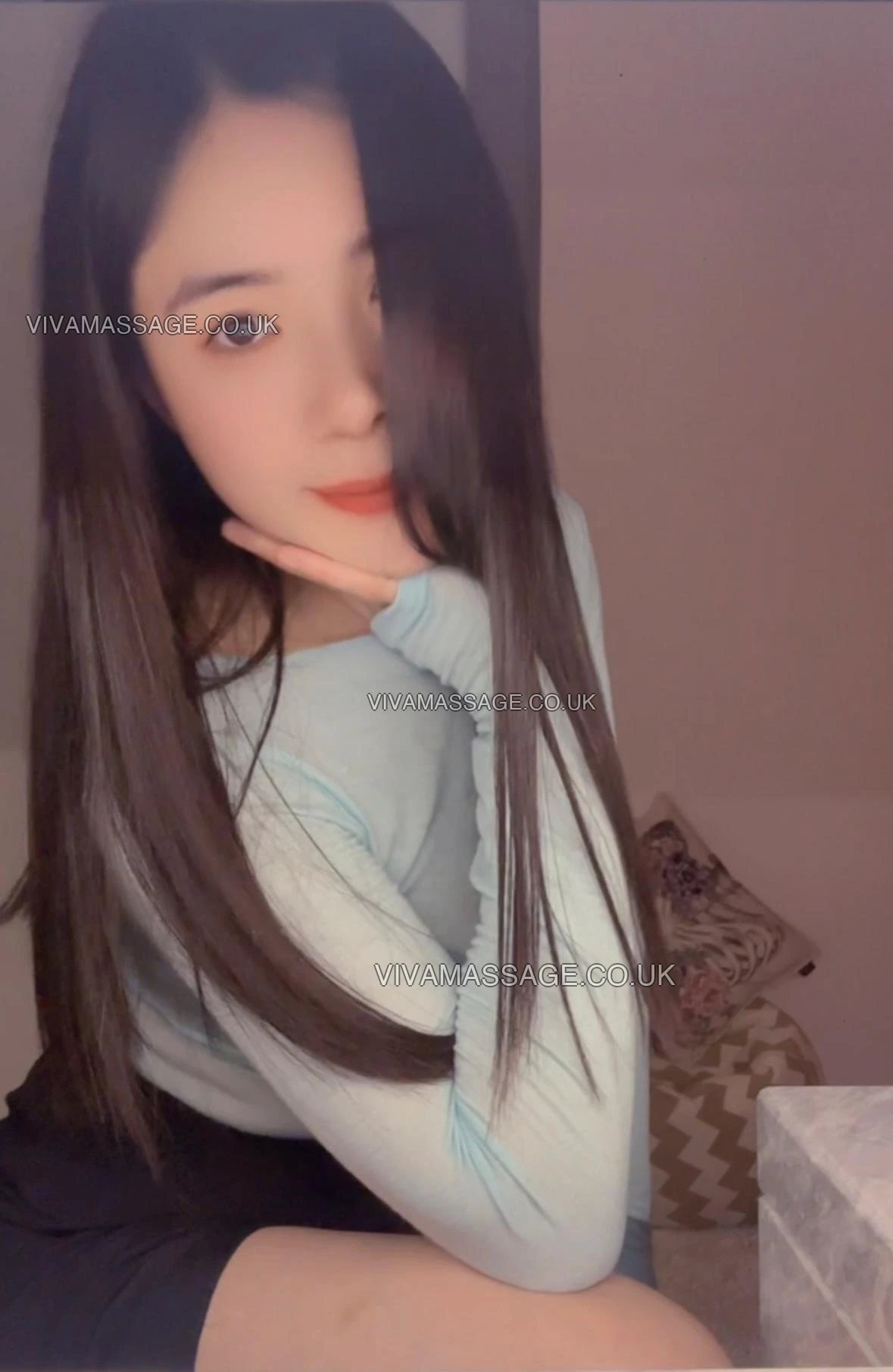 Photo 3 of Petite Mimi