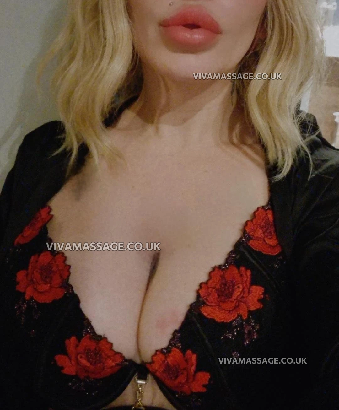 Photo 3 of IvanaDesire1