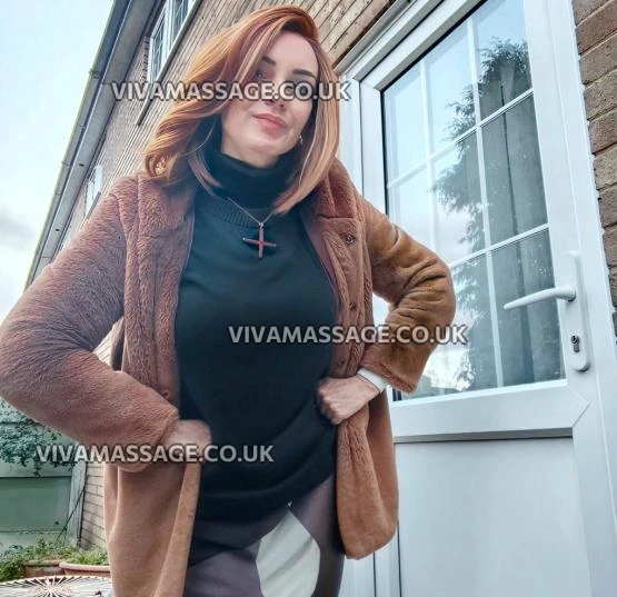 Photo 29 of SUE DENUM