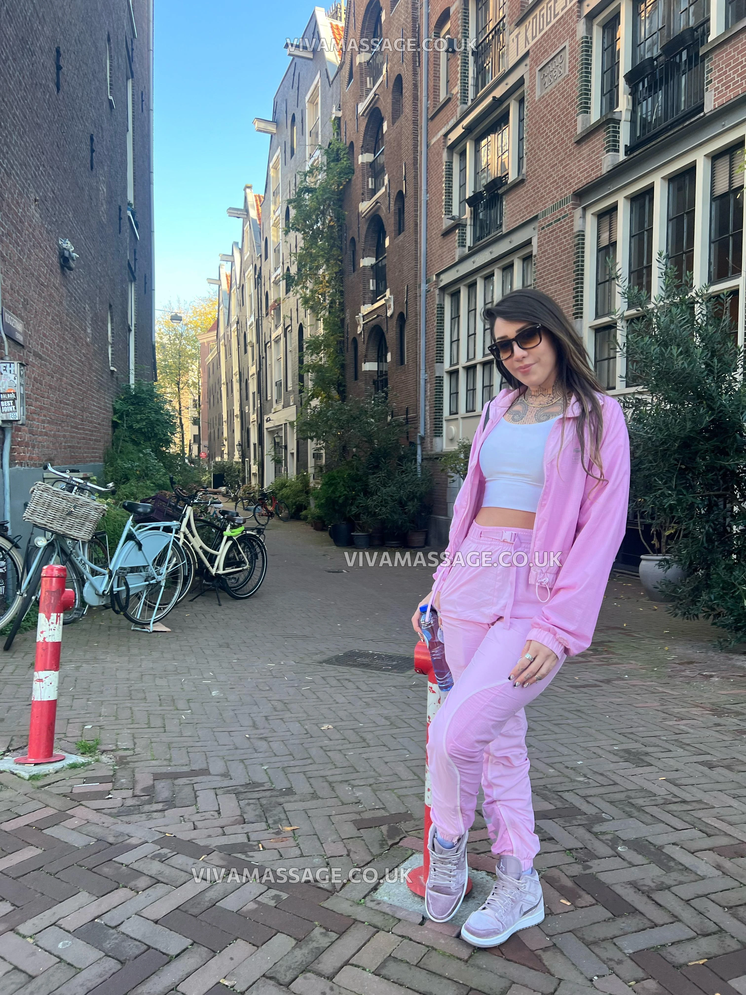 Photo 3 of WhereSarah