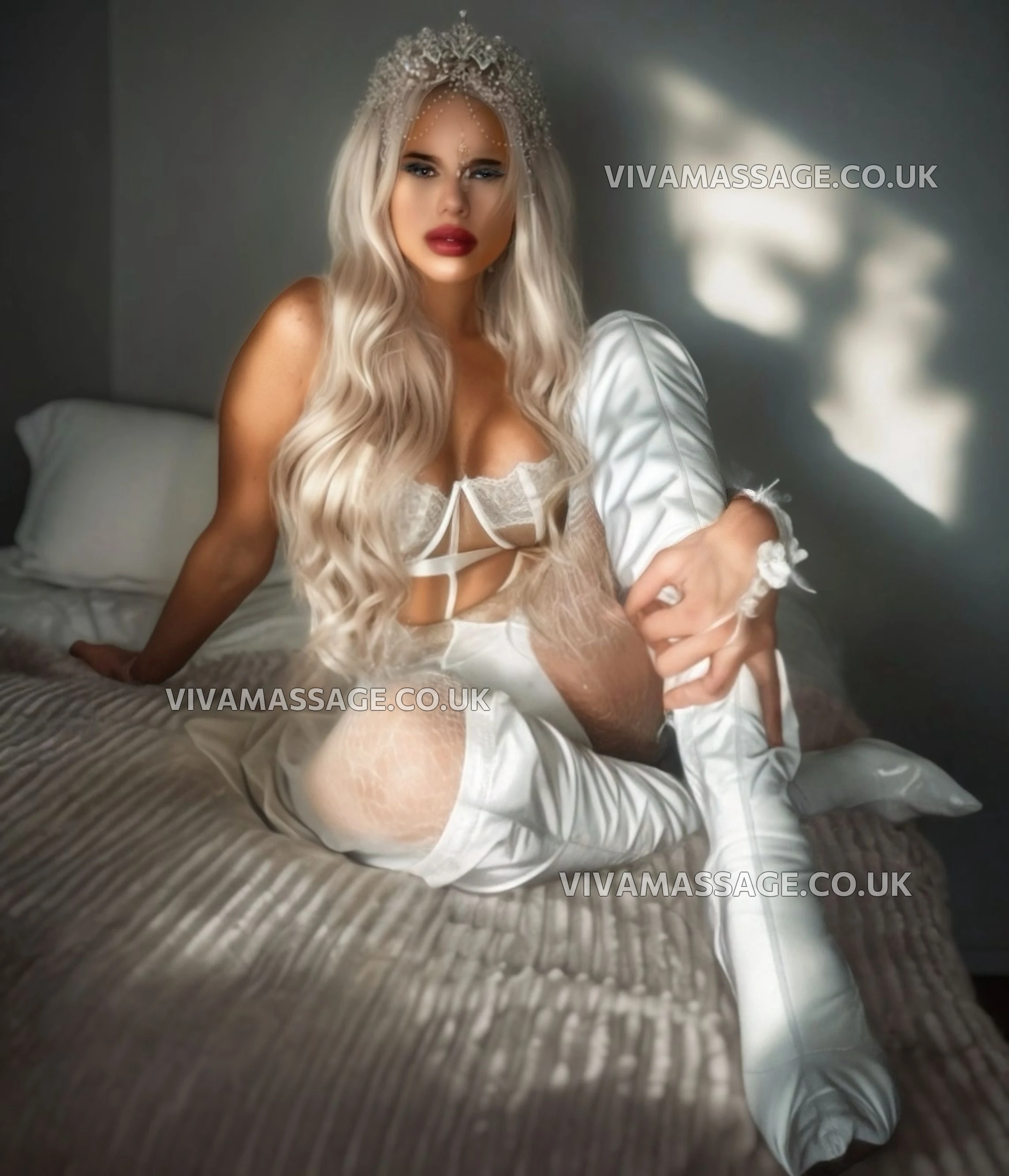 Photo 22 of MelanieJoliiee