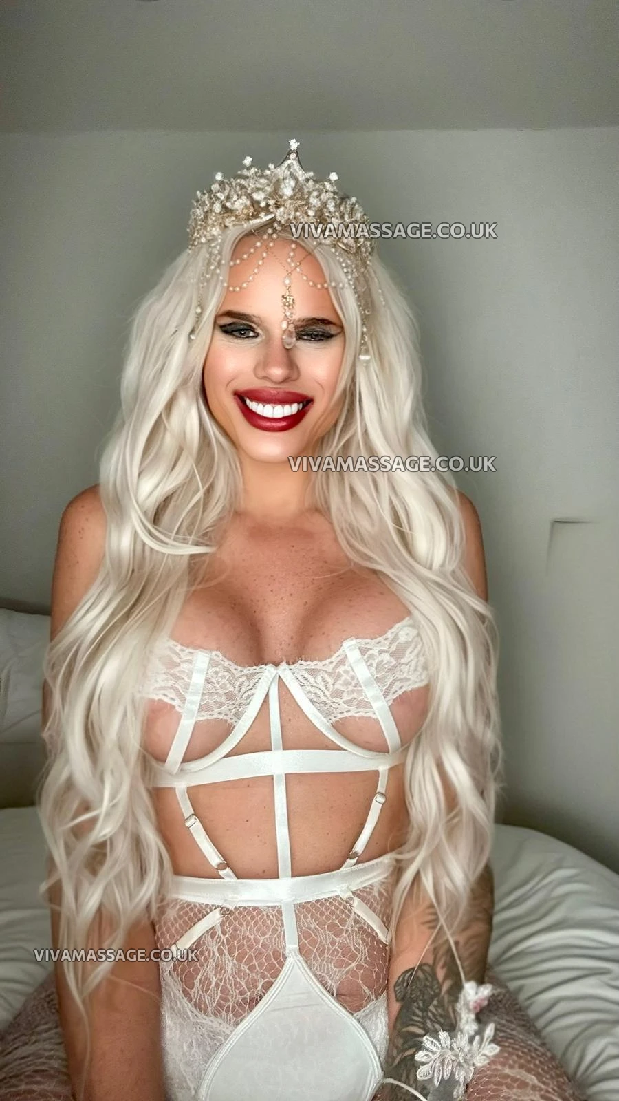 Photo 29 of MelanieJoliiee