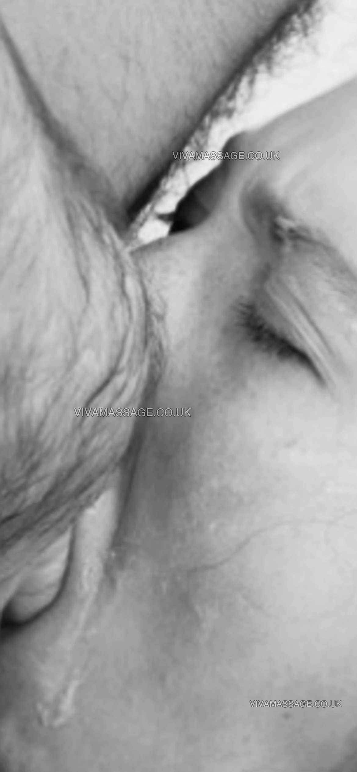 Photo 7 of Kelly Buns