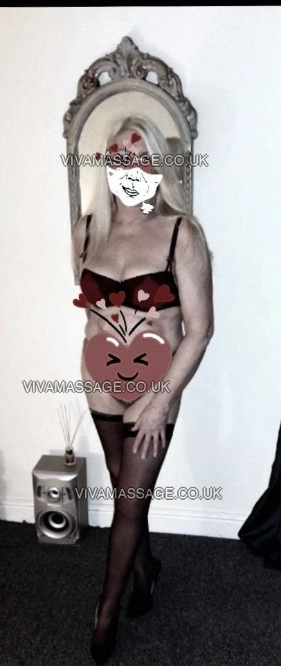 Photo 1 of XENGLISH_SARAHX