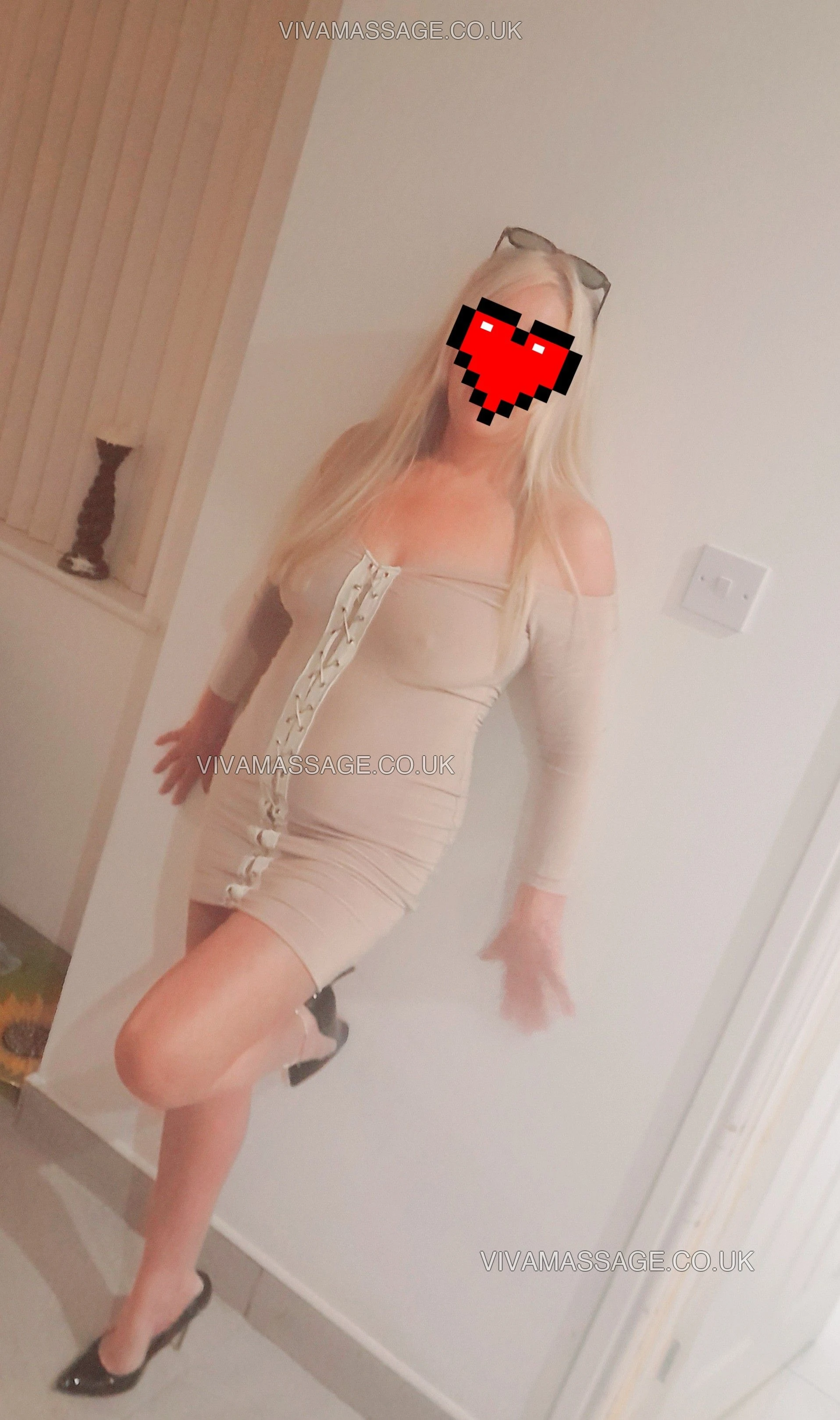 Photo 23 of XENGLISH_SARAHX