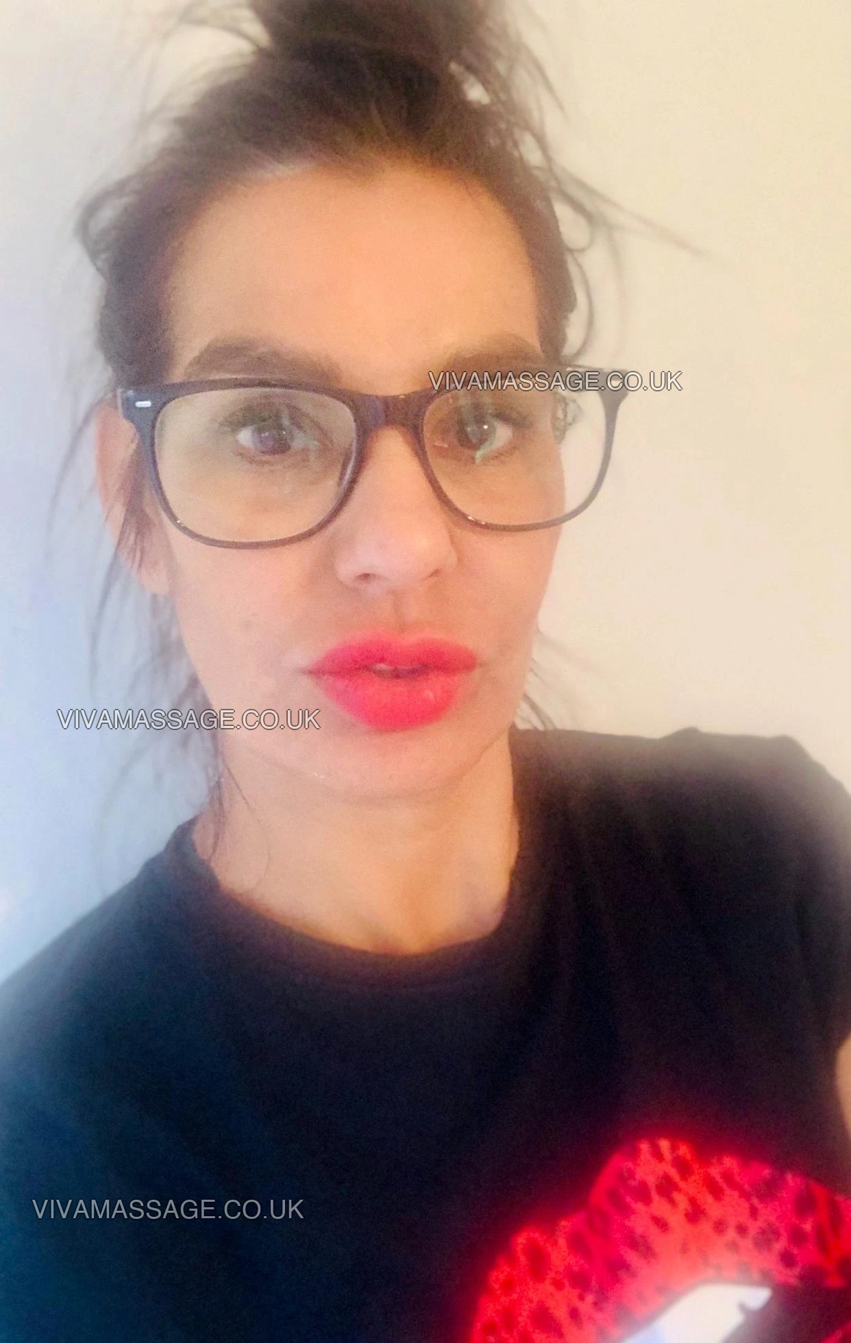 Photo 12 of LusciousLeggyLola