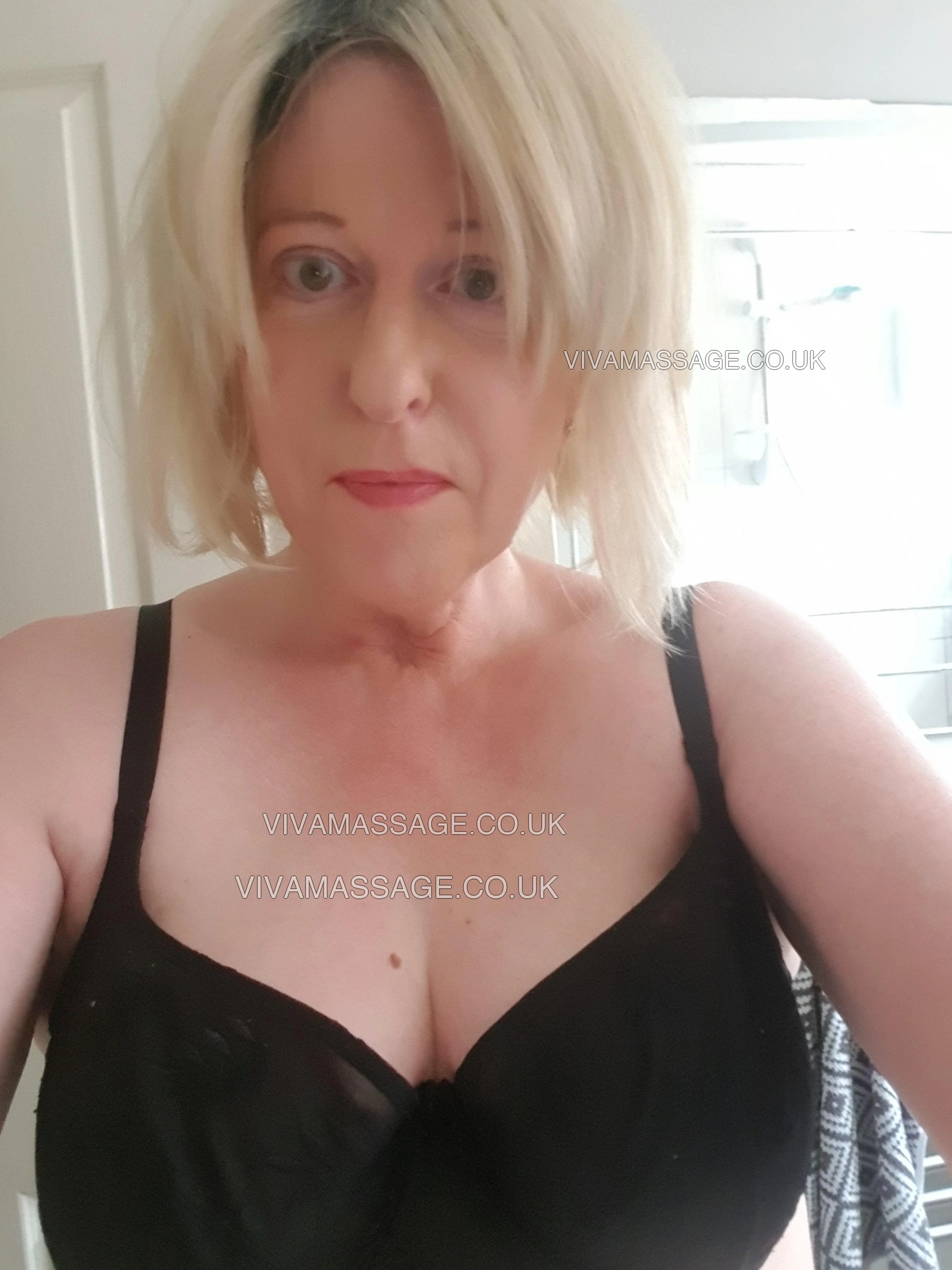 Photo 8 of LAURA LOVELY