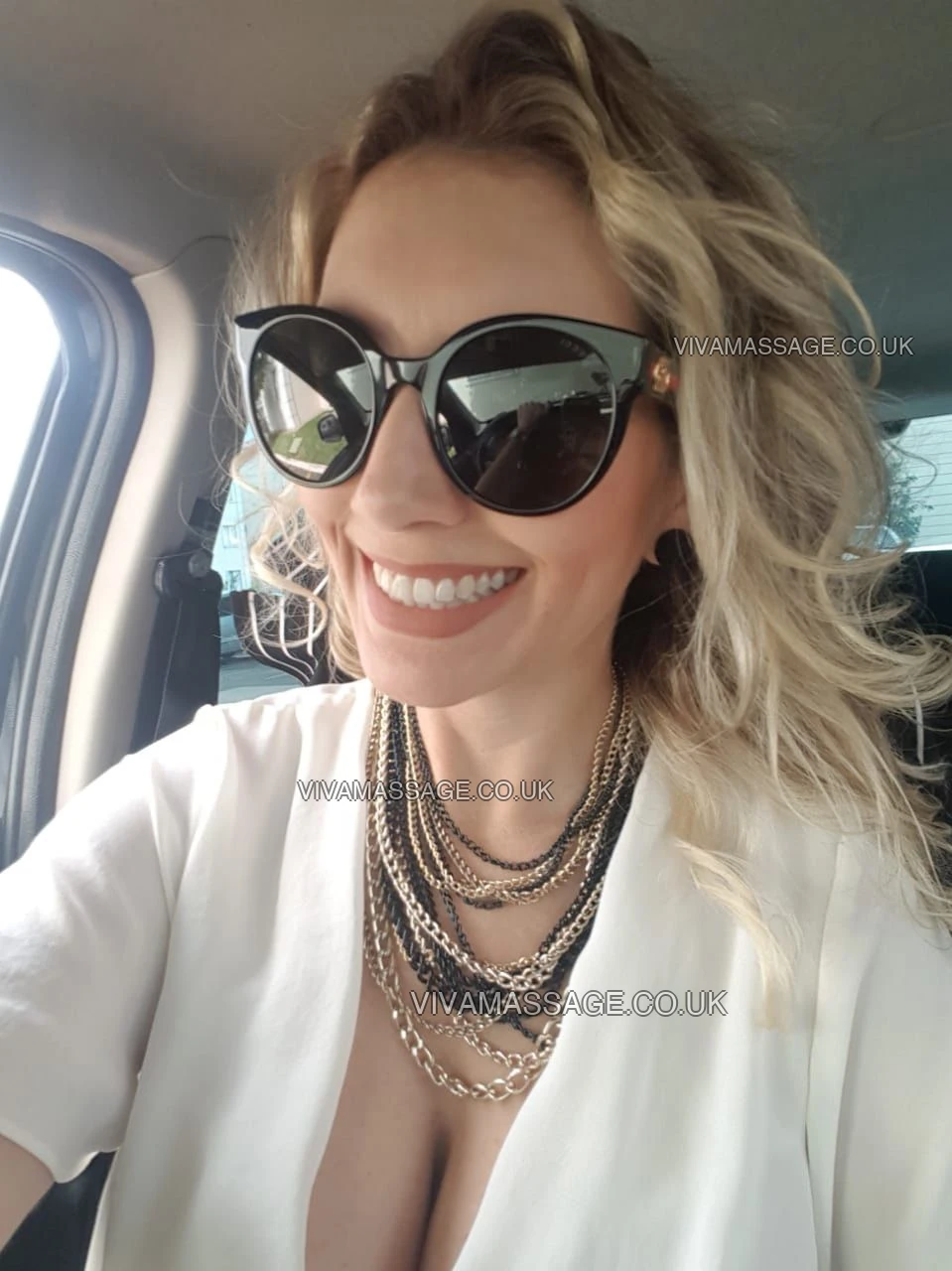 Photo 14 of  Stunning_blondie 