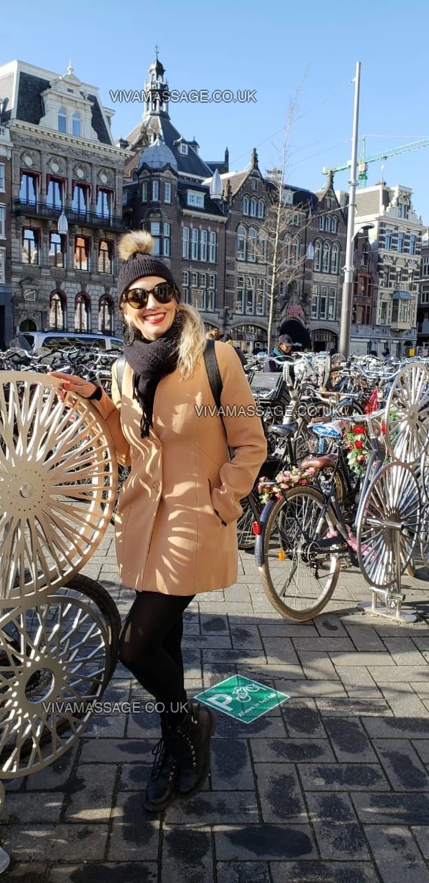 Photo 16 of  Stunning_blondie 