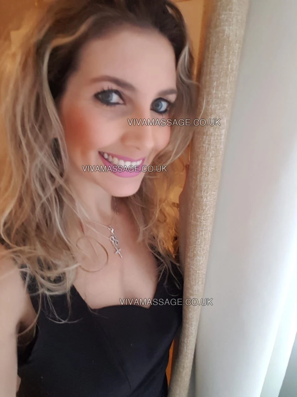 Photo 23 of  Stunning_blondie 