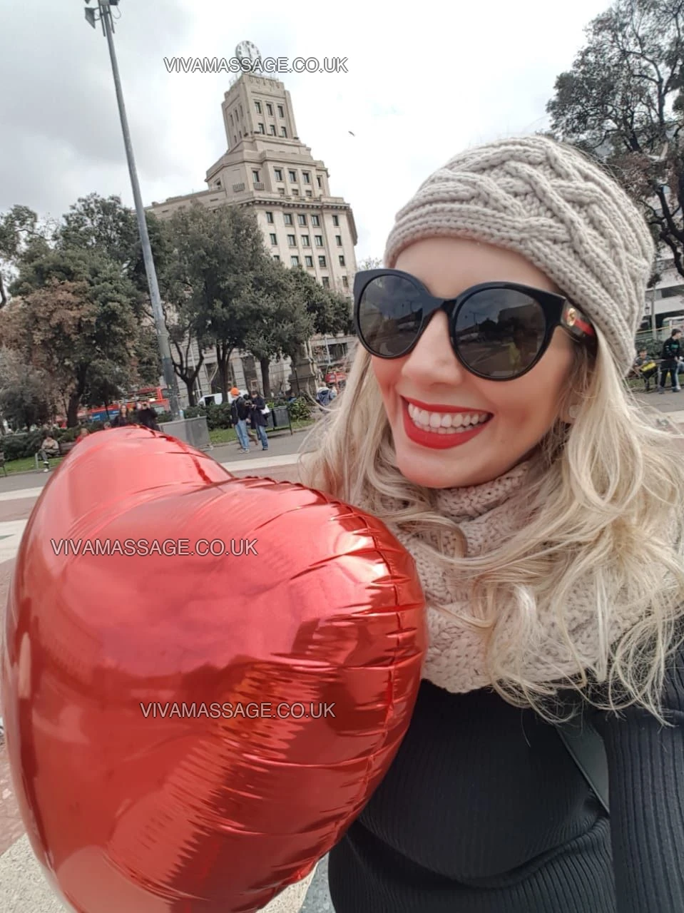 Photo 33 of  Stunning_blondie 