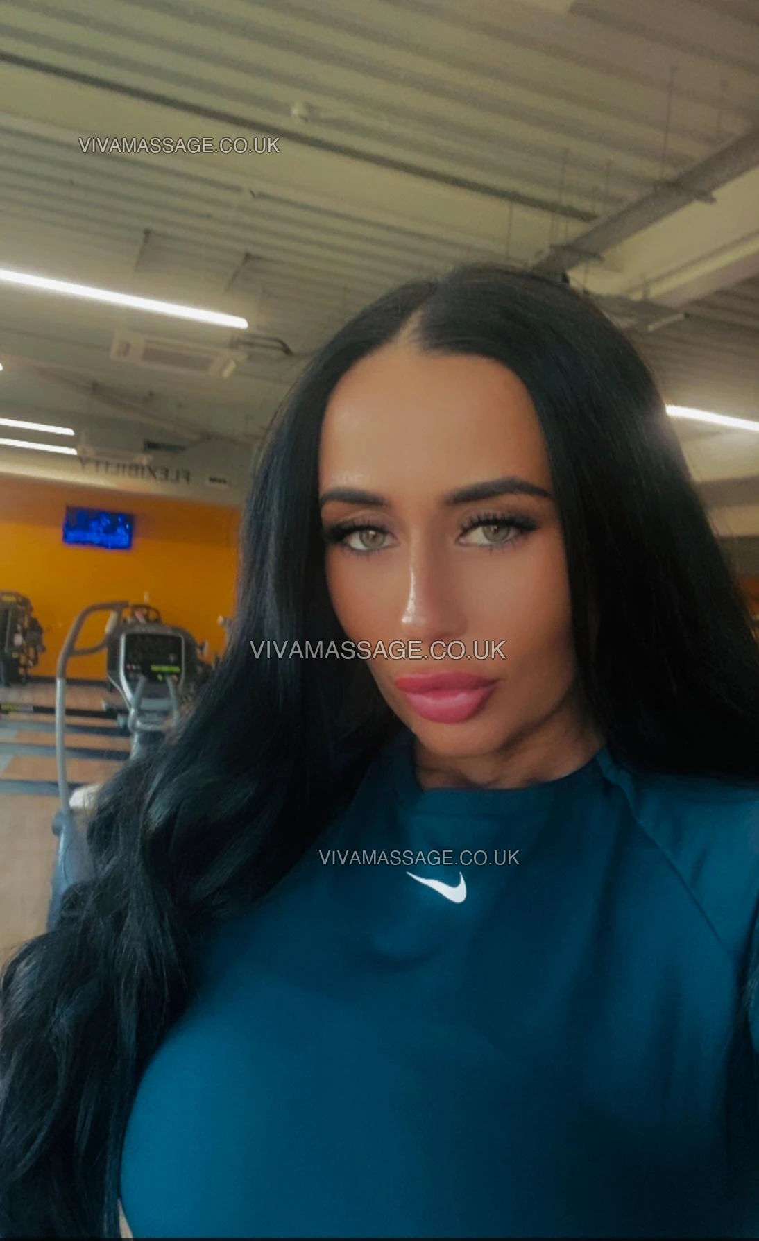 Photo 49 of English Bombshell ! 